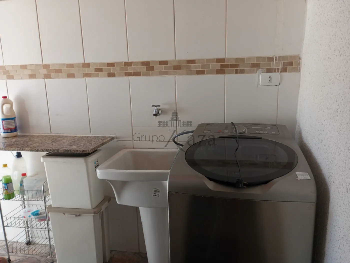 Foto 11 de Casa Padrão em Conjunto Habitacional Marinho, Jacareí - imagem 11