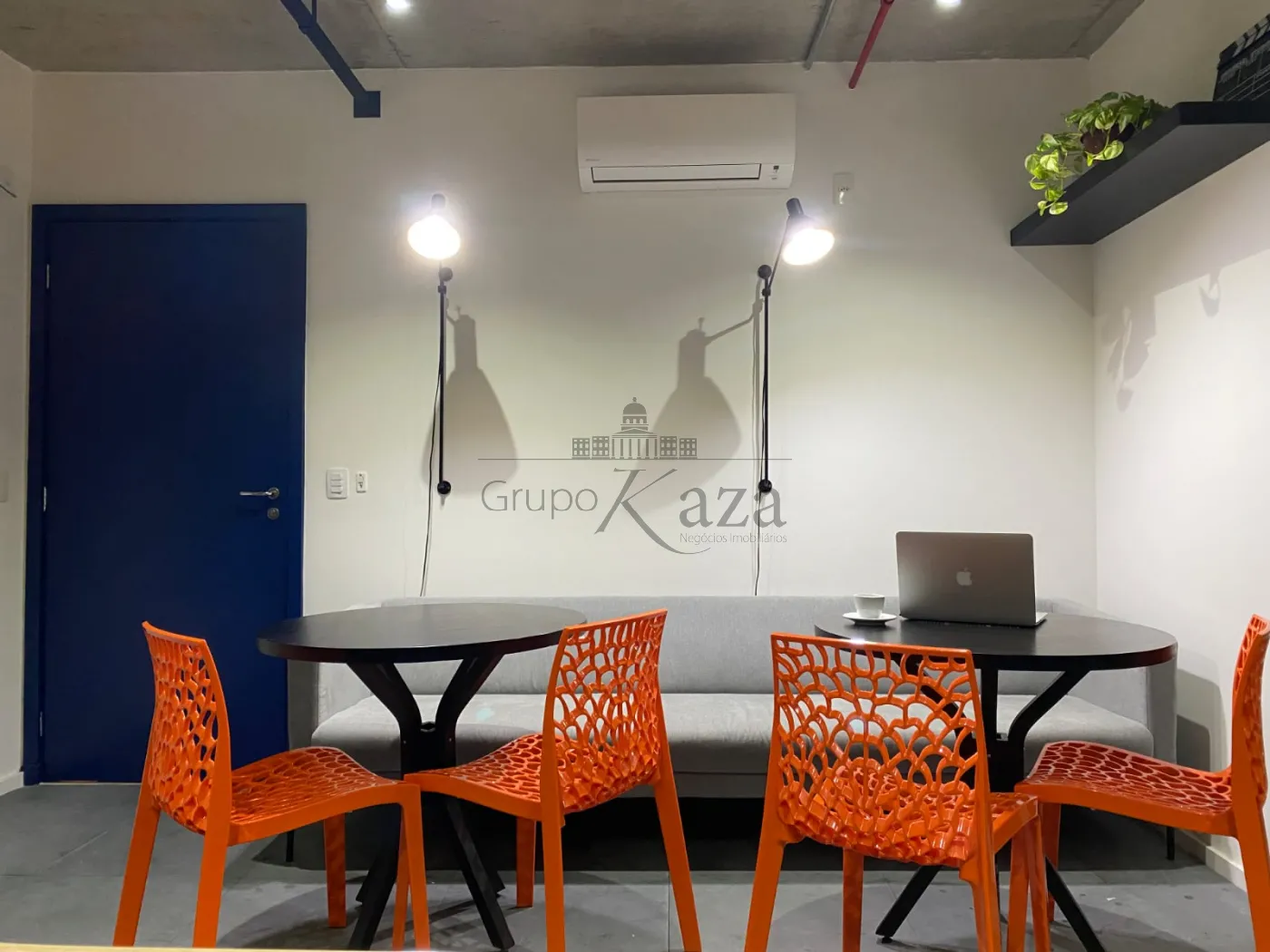 Foto 3 de Comercial Sala Condomínio em Jardim Oswaldo Cruz, São José dos Campos - imagem 3