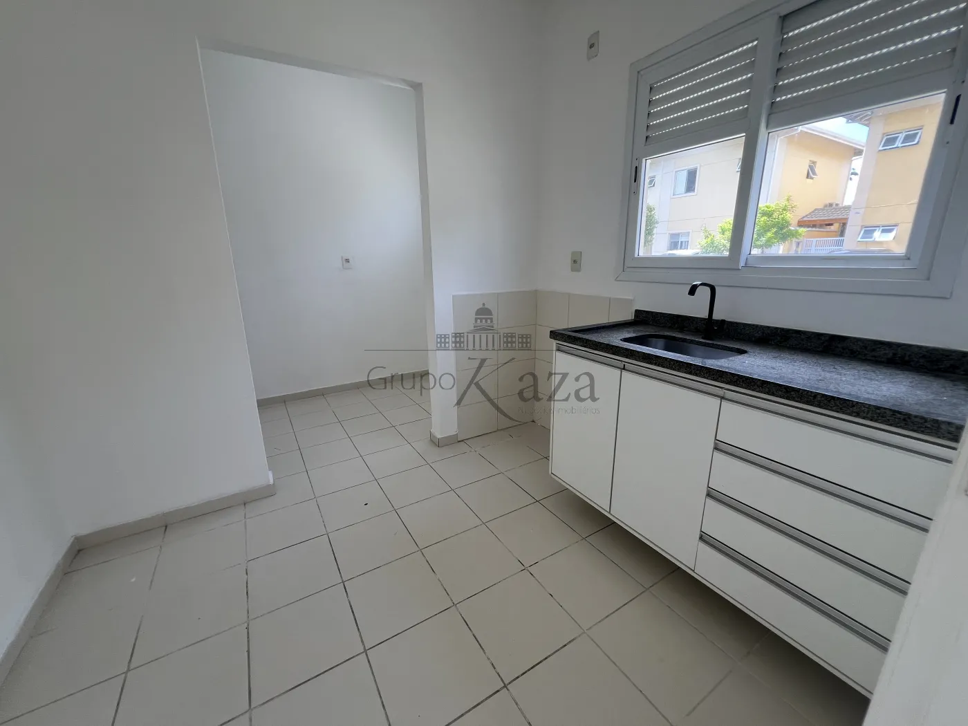 Foto 4 de Casa Condomínio em Jardim Santa Maria, Jacareí - imagem 4