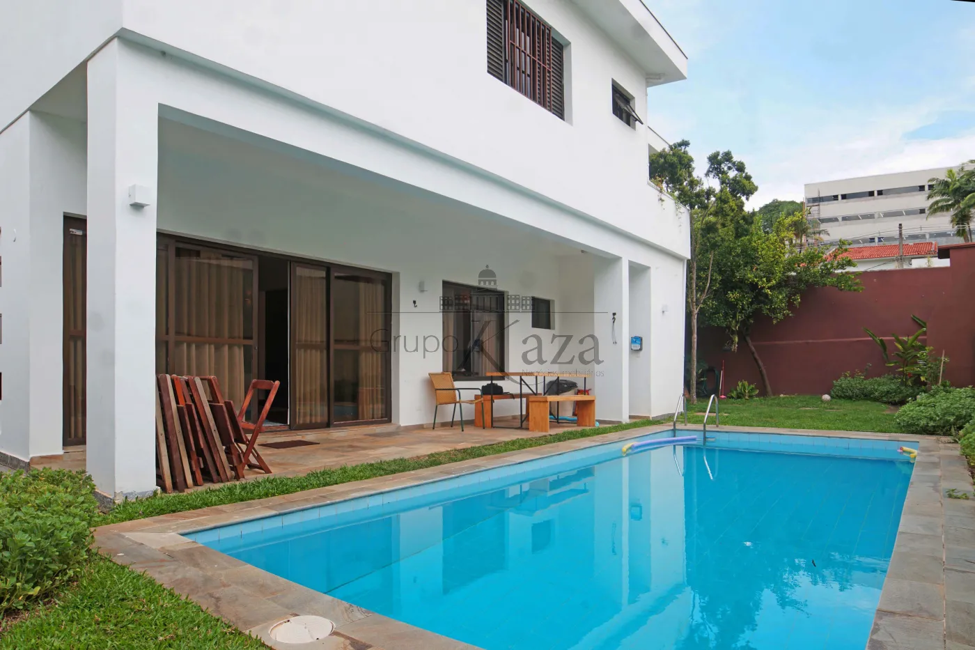 Foto 1 de Casa Padrão em Real Parque, São Paulo - imagem 1