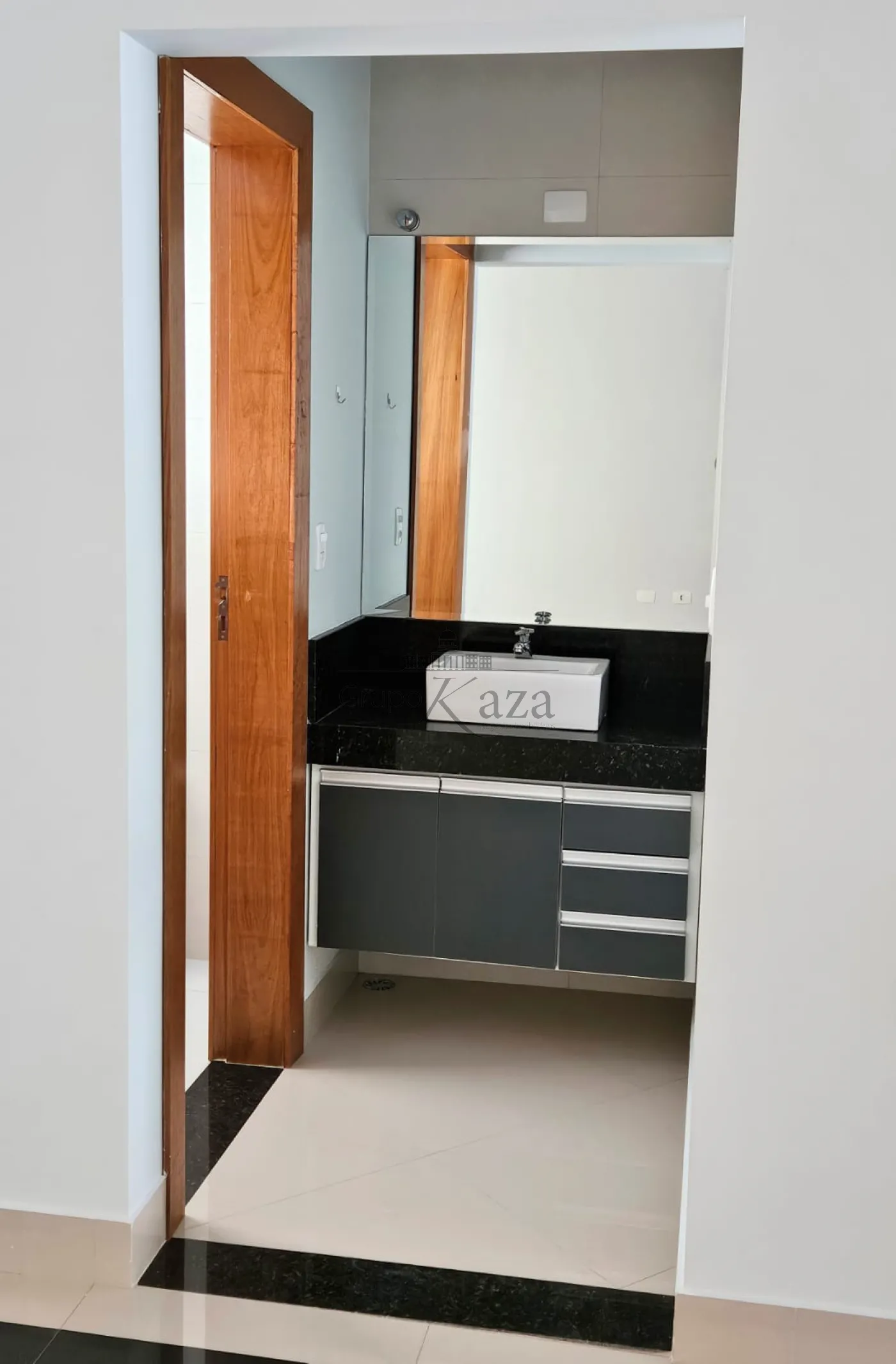 Foto 15 de Casa Condomínio em Jardim Panorama, Jacareí - imagem 15