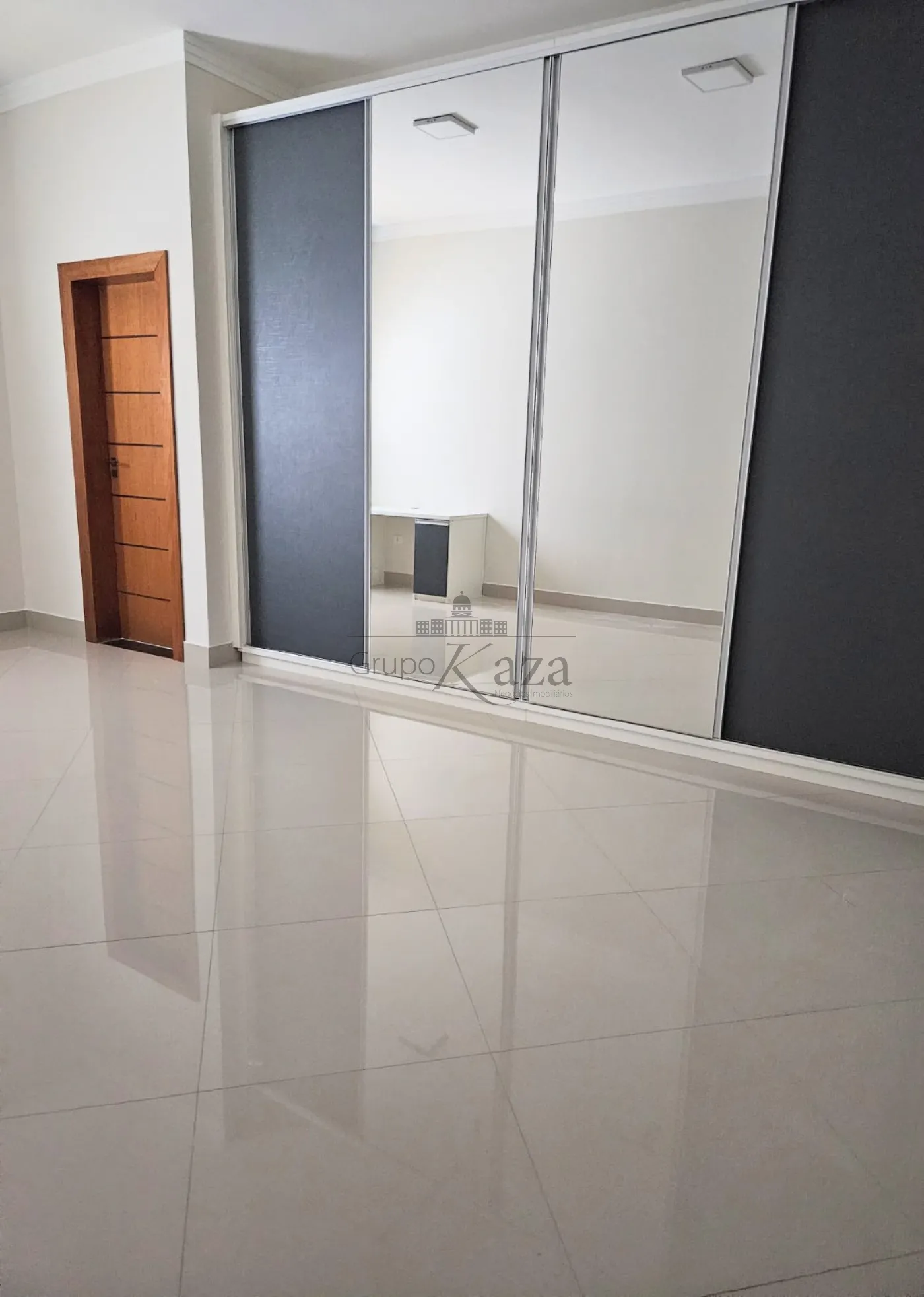 Foto 18 de Casa Condomínio em Jardim Panorama, Jacareí - imagem 18