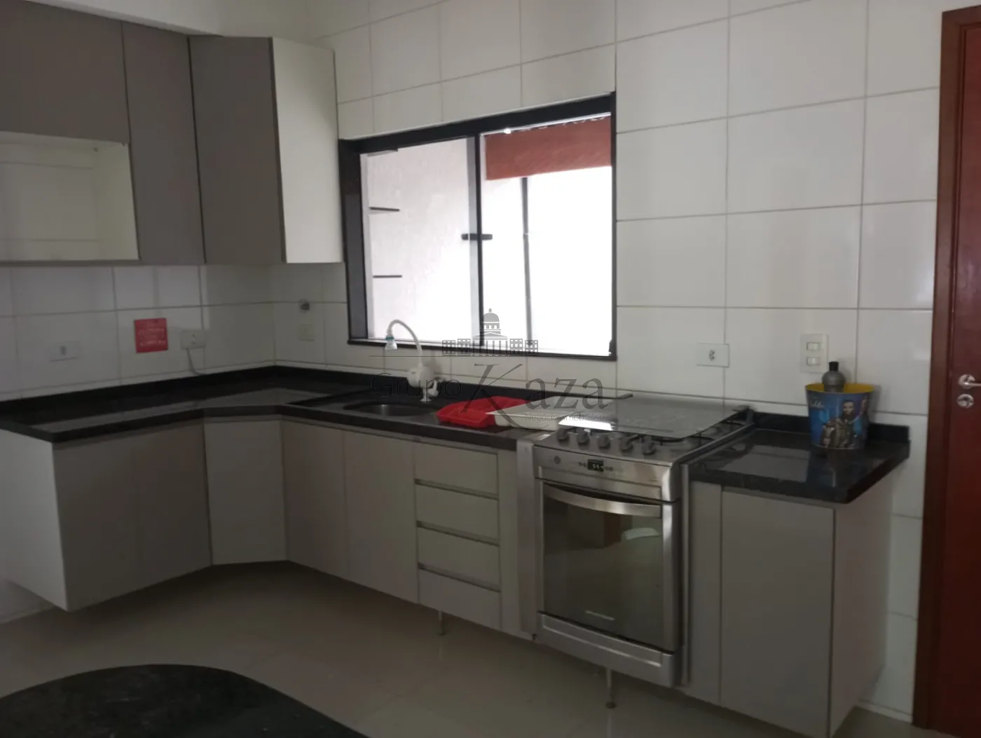 Foto 3 de Casa Condomínio em Jardim Altos de Santana I, Jacareí - imagem 3