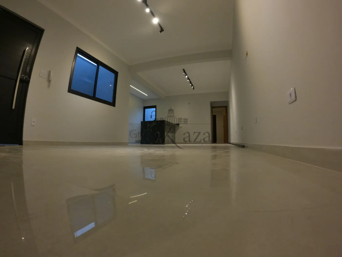 Foto 3 de Casa Padrão em Jardim Motorama, São José dos Campos - imagem 3