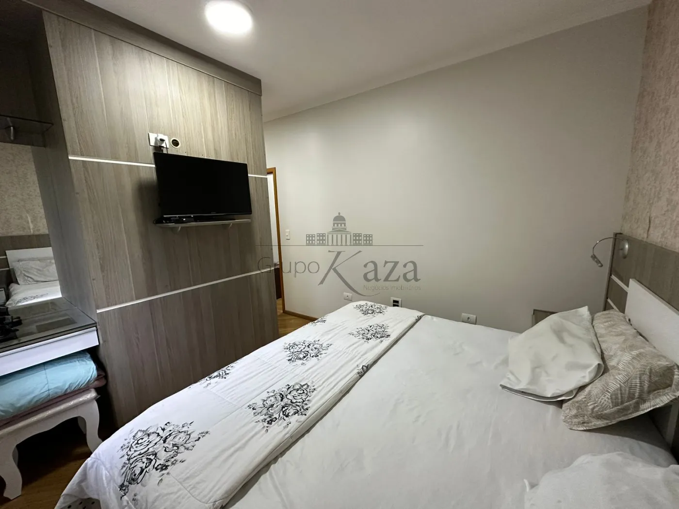 Foto 8 de Casa Condomínio em Jardim Crystal Park, Jacareí - imagem 8