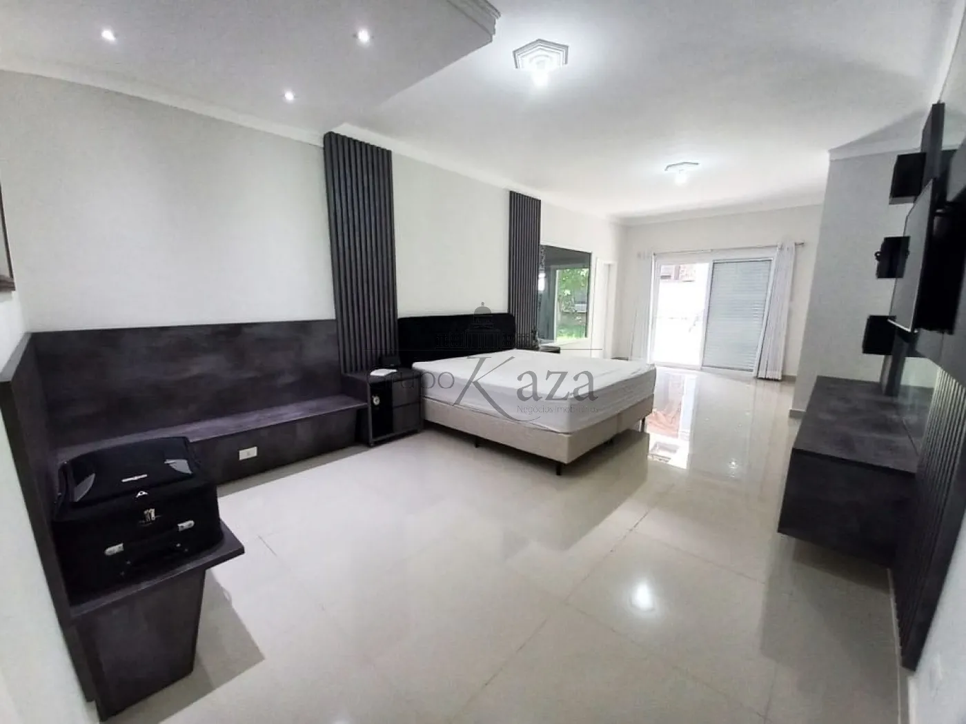 Foto 8 de Casa Condomínio em Condomínio Residencial Mirante do Vale , Jacareí - imagem 8