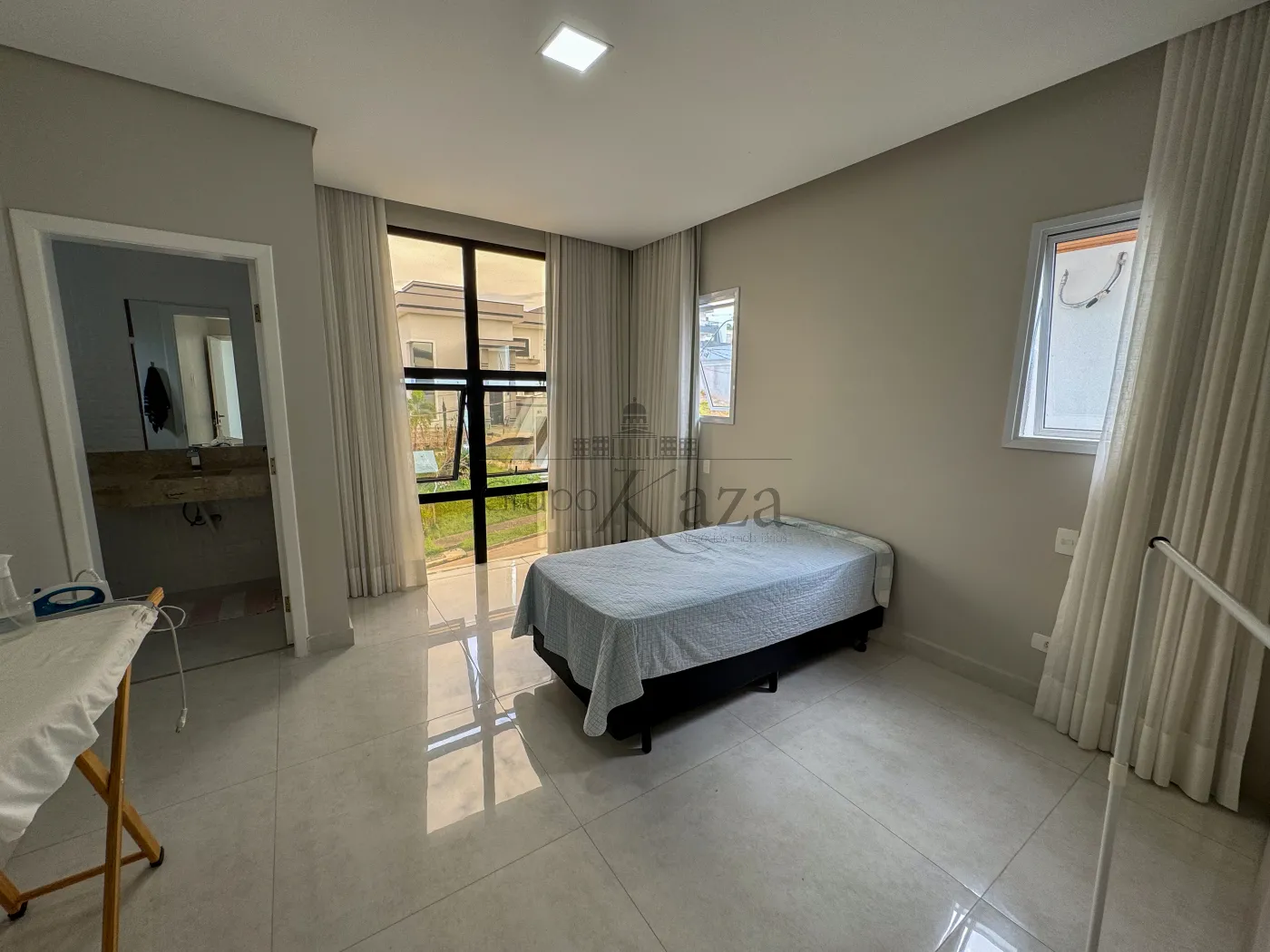 Foto 14 de Casa Condomínio em Recanto dos Eucalíptos, São José dos Campos - imagem 14