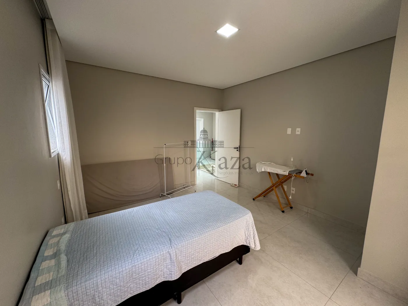 Foto 15 de Casa Condomínio em Recanto dos Eucalíptos, São José dos Campos - imagem 15