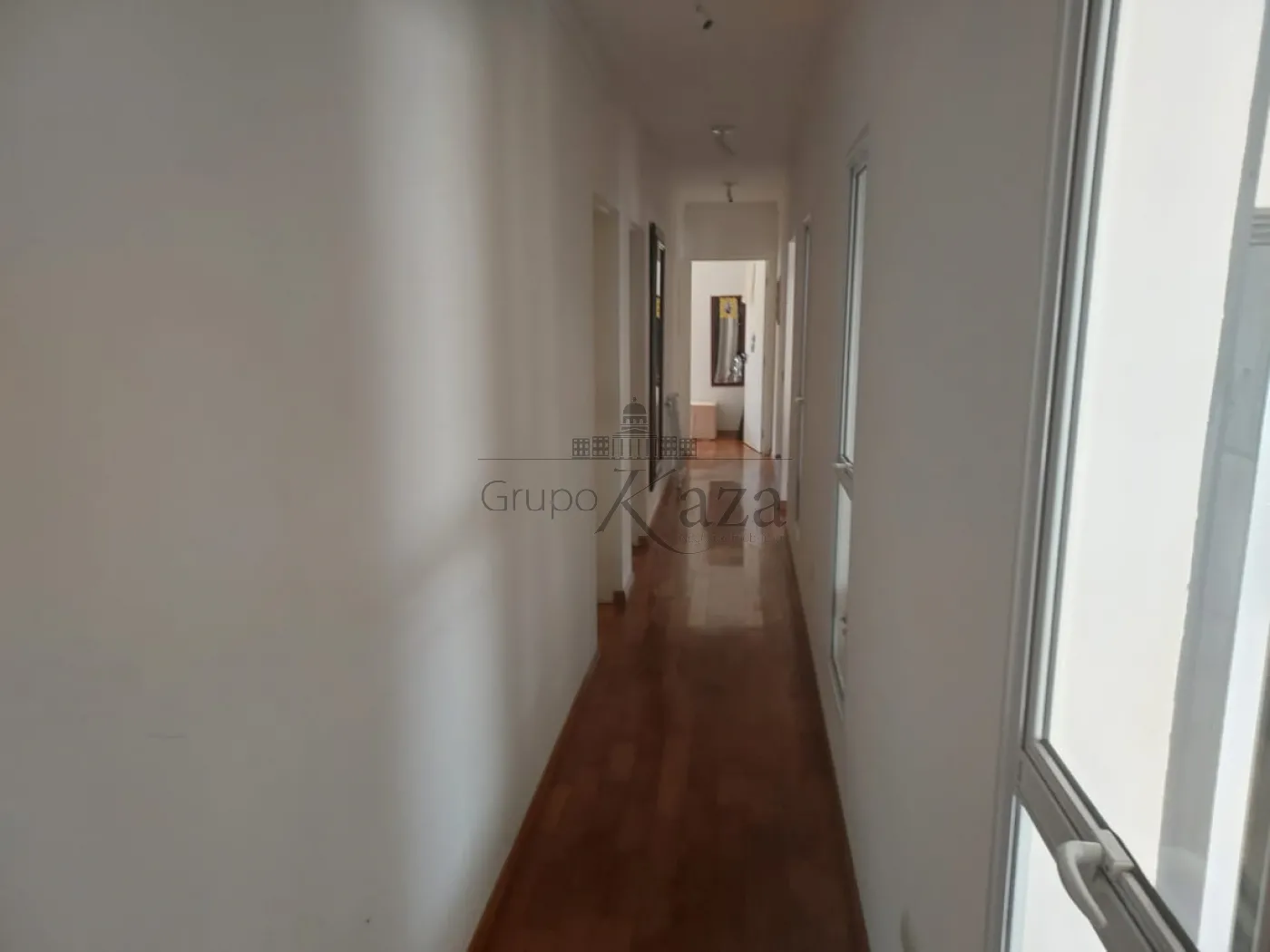 Foto 11 de Casa Condomínio em Vila Zezé, Jacareí - imagem 11