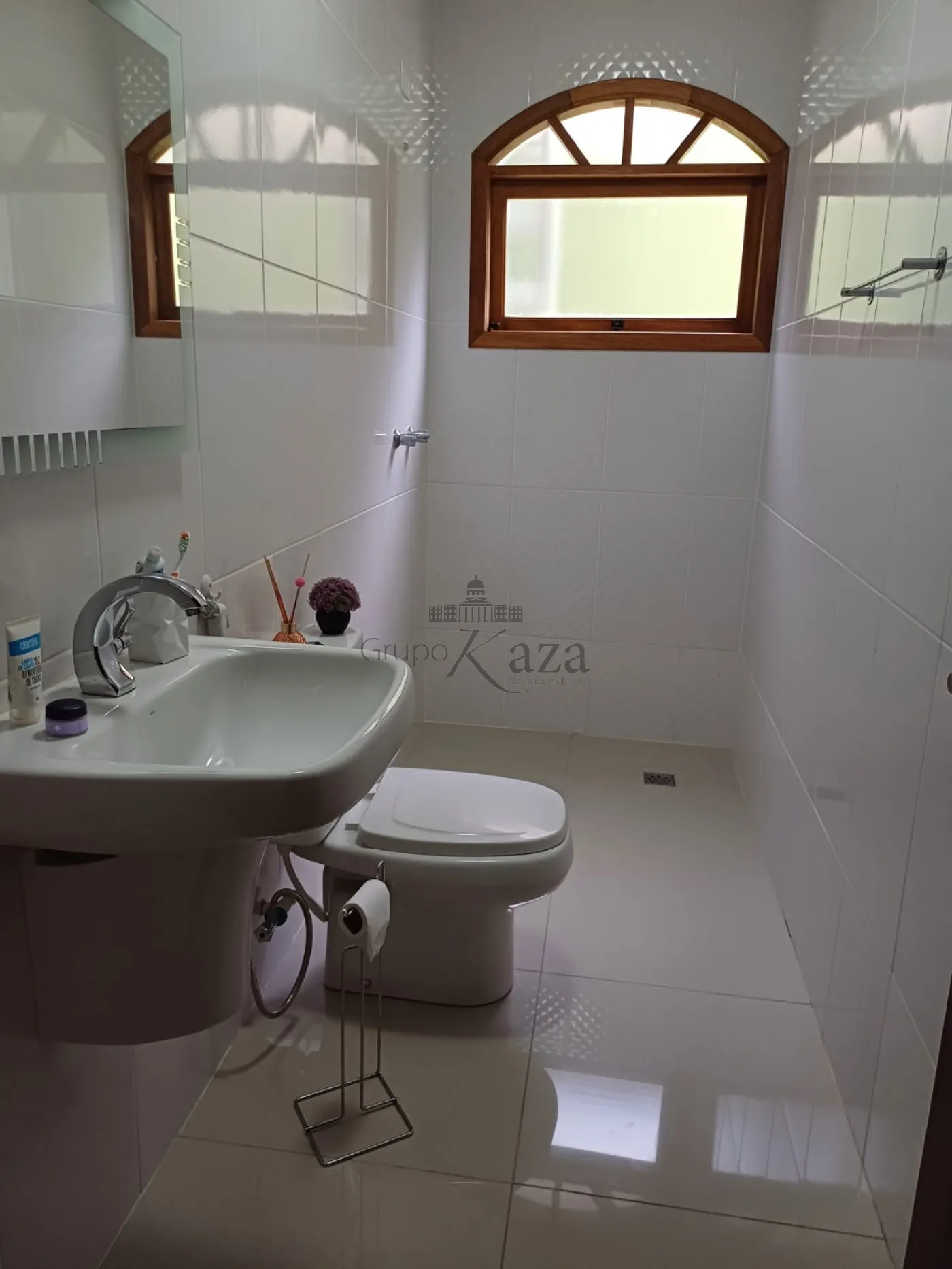 Foto 13 de Casa Sobrado em Jardim Sul, São José dos Campos - imagem 13