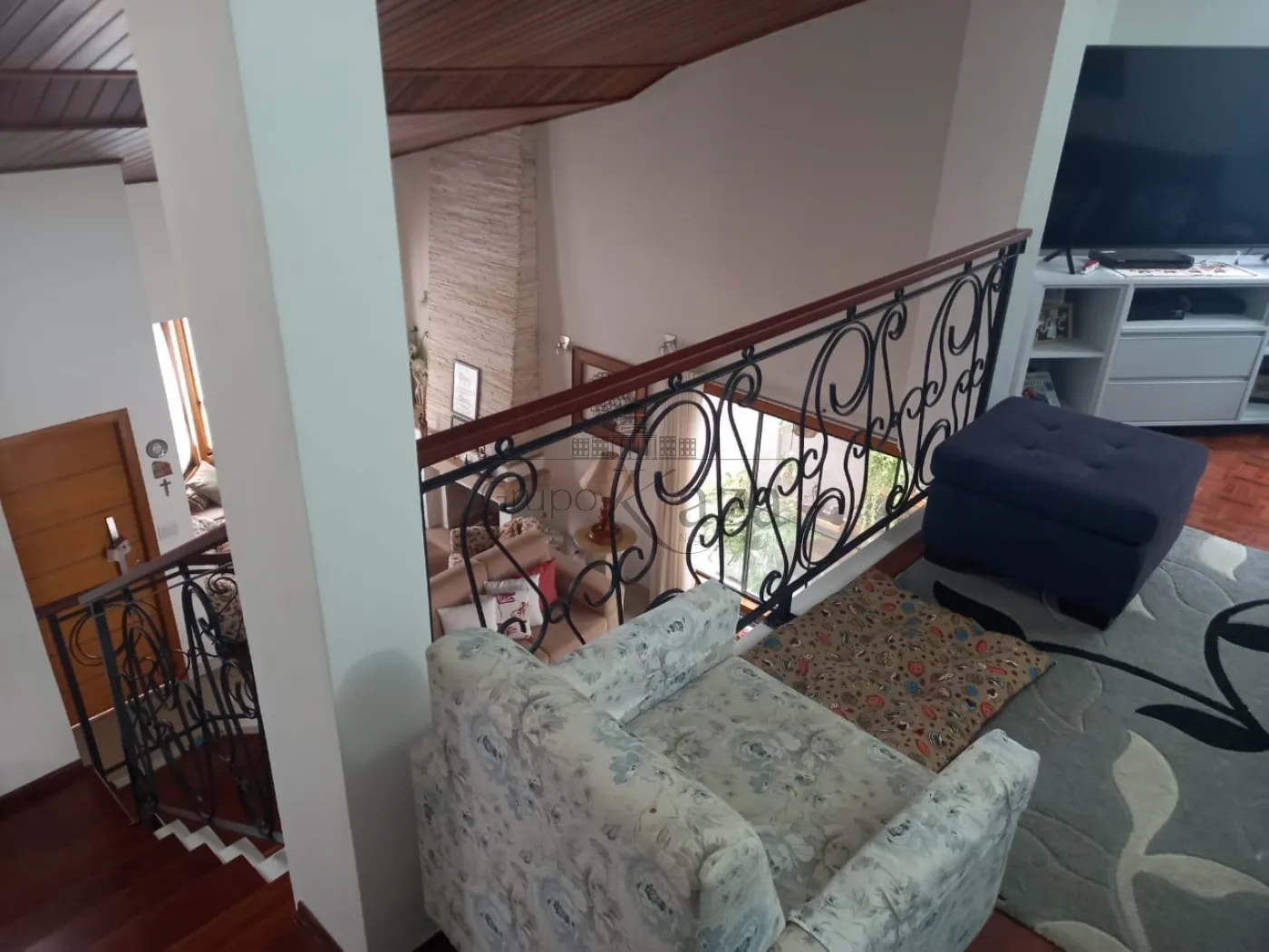 Sala de TV no Mezanino