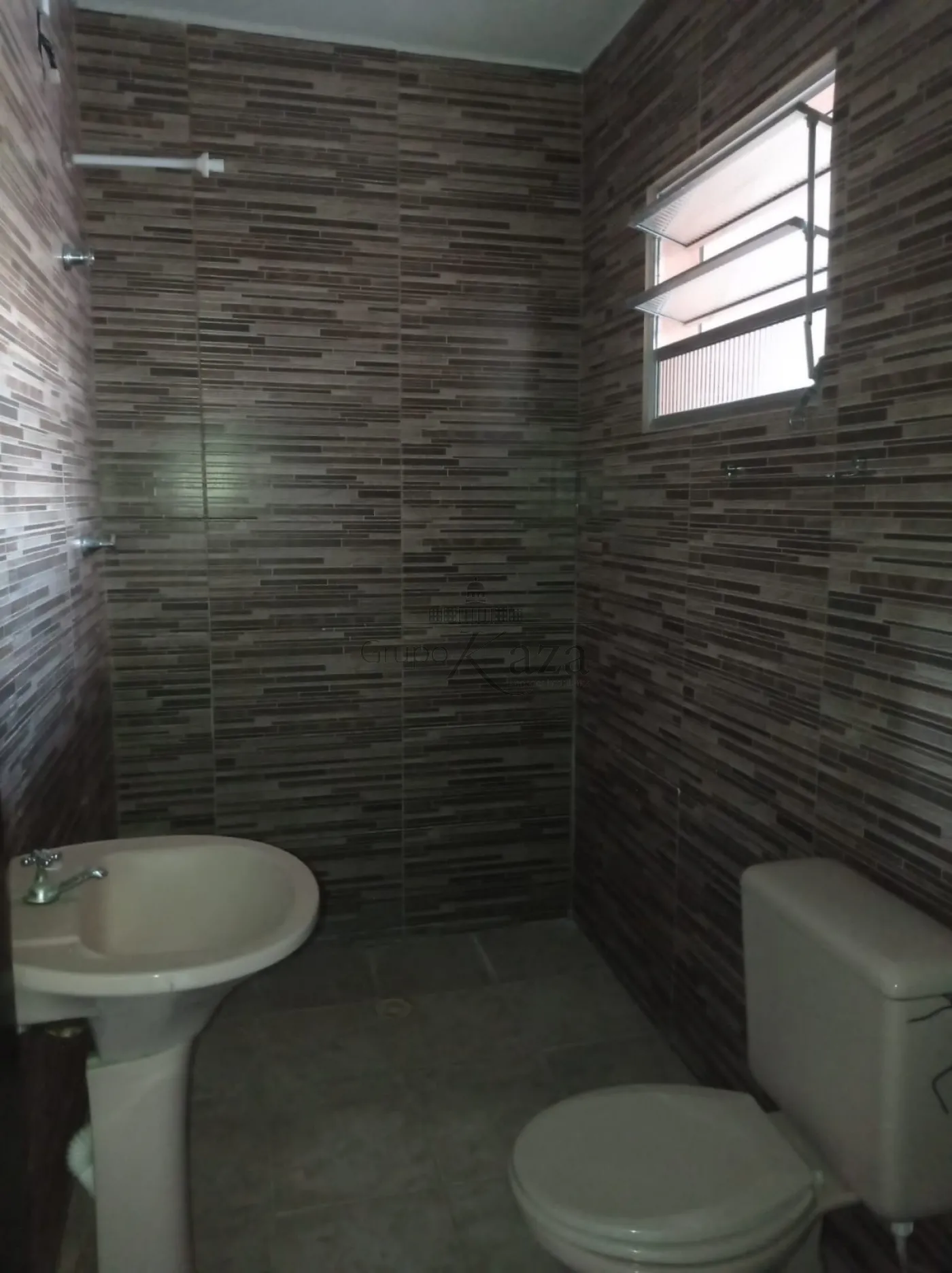 Foto 3 de Casa Padrão em Vila Iracema, São José dos Campos - imagem 3