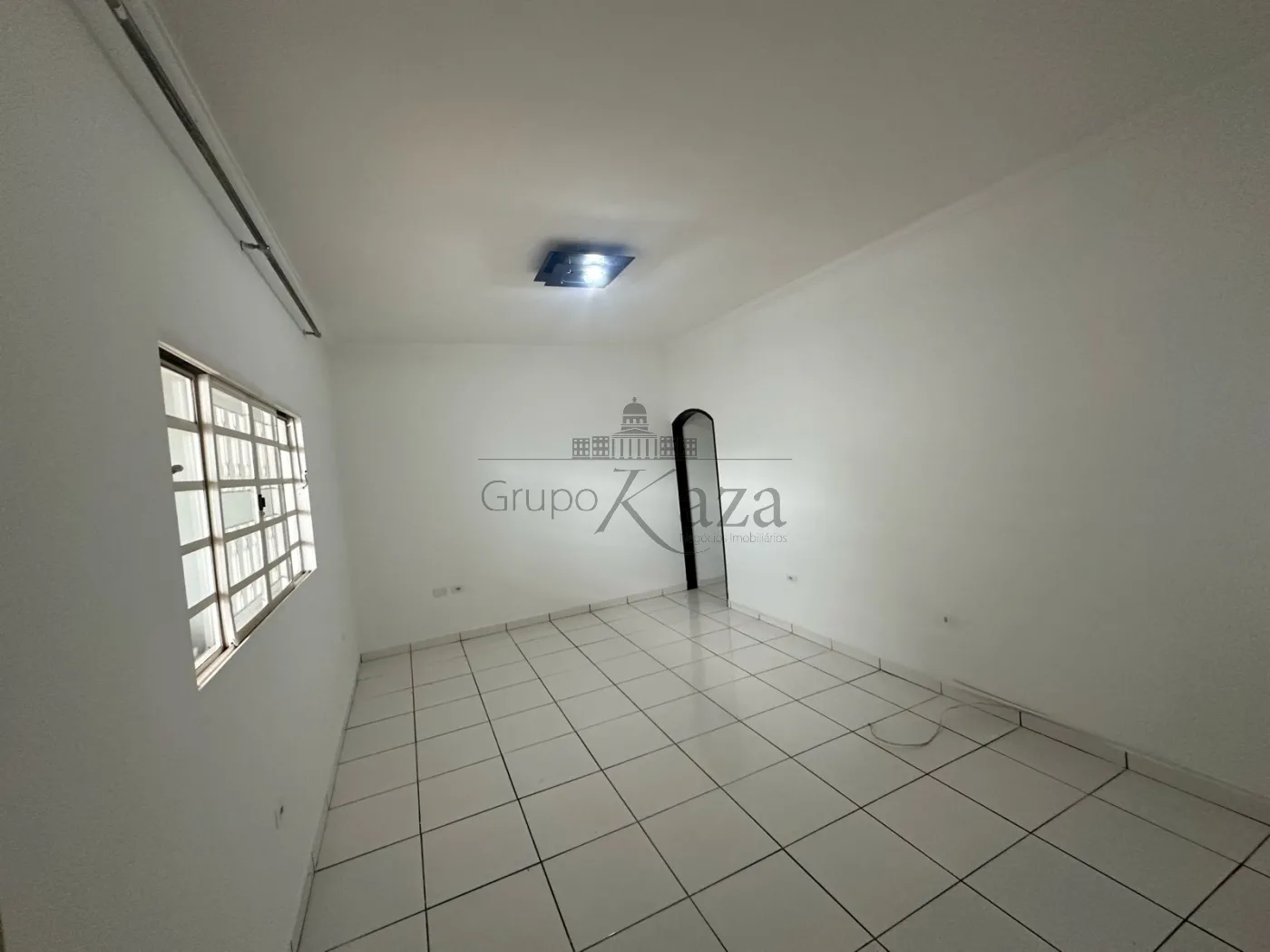 Foto 1 de Casa Padrão em Parque Residencial Santo André, Caçapava - imagem 1