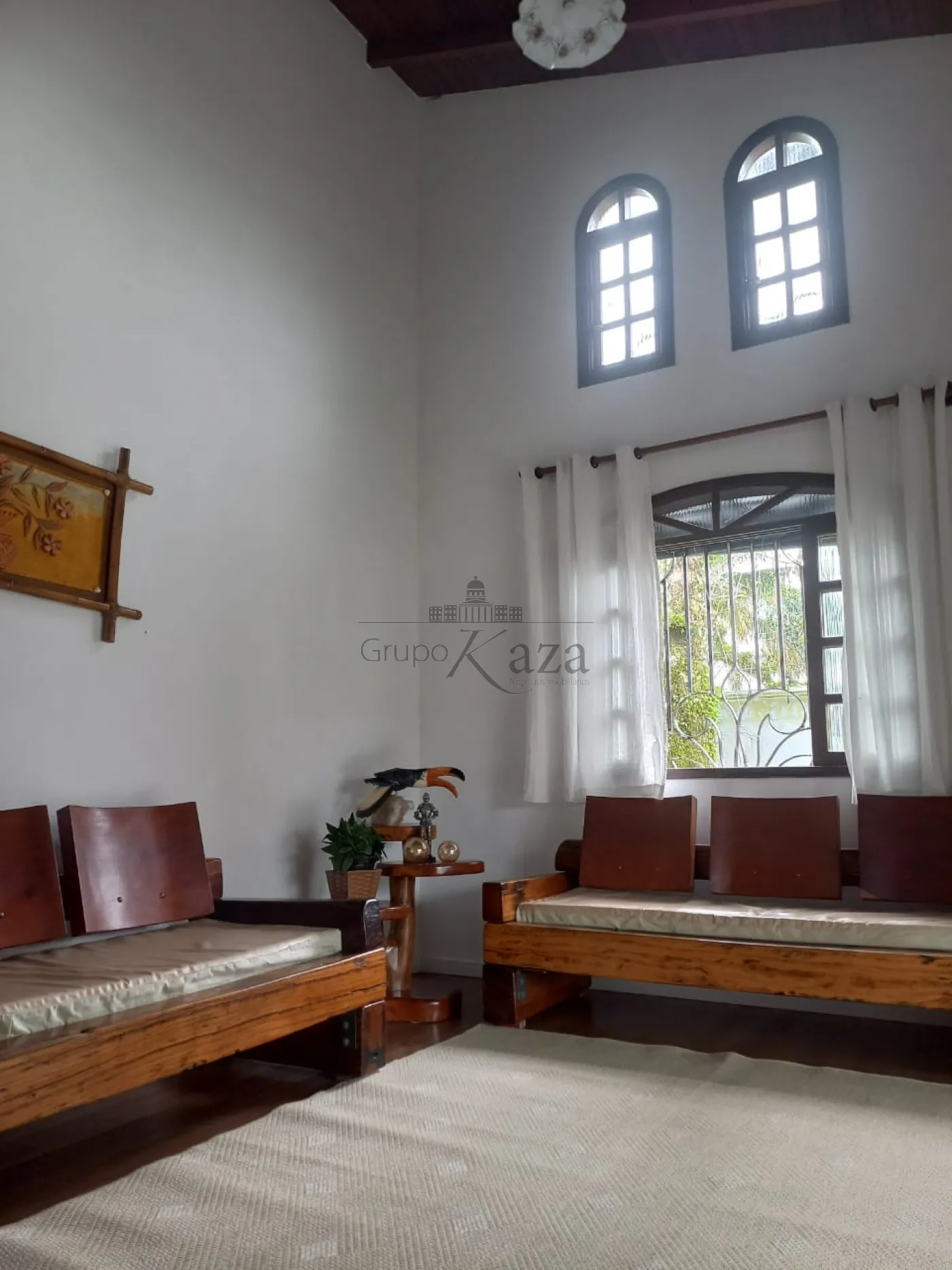 Foto 1 de Casa Padrão em Jardim Mariella, Caraguatatuba - imagem 1