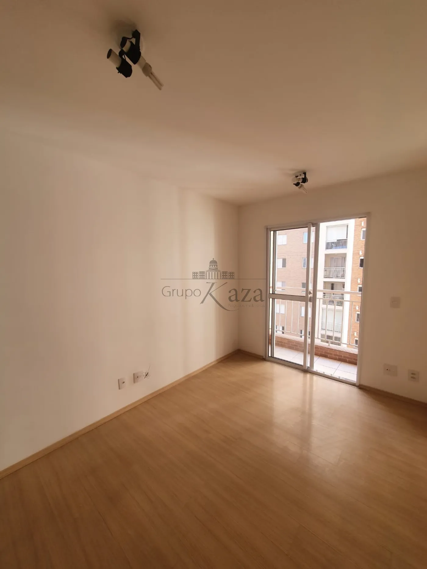 Foto 1 de Apartamento Padrão em Jardim Flor da Montanha, Guarulhos - imagem 1