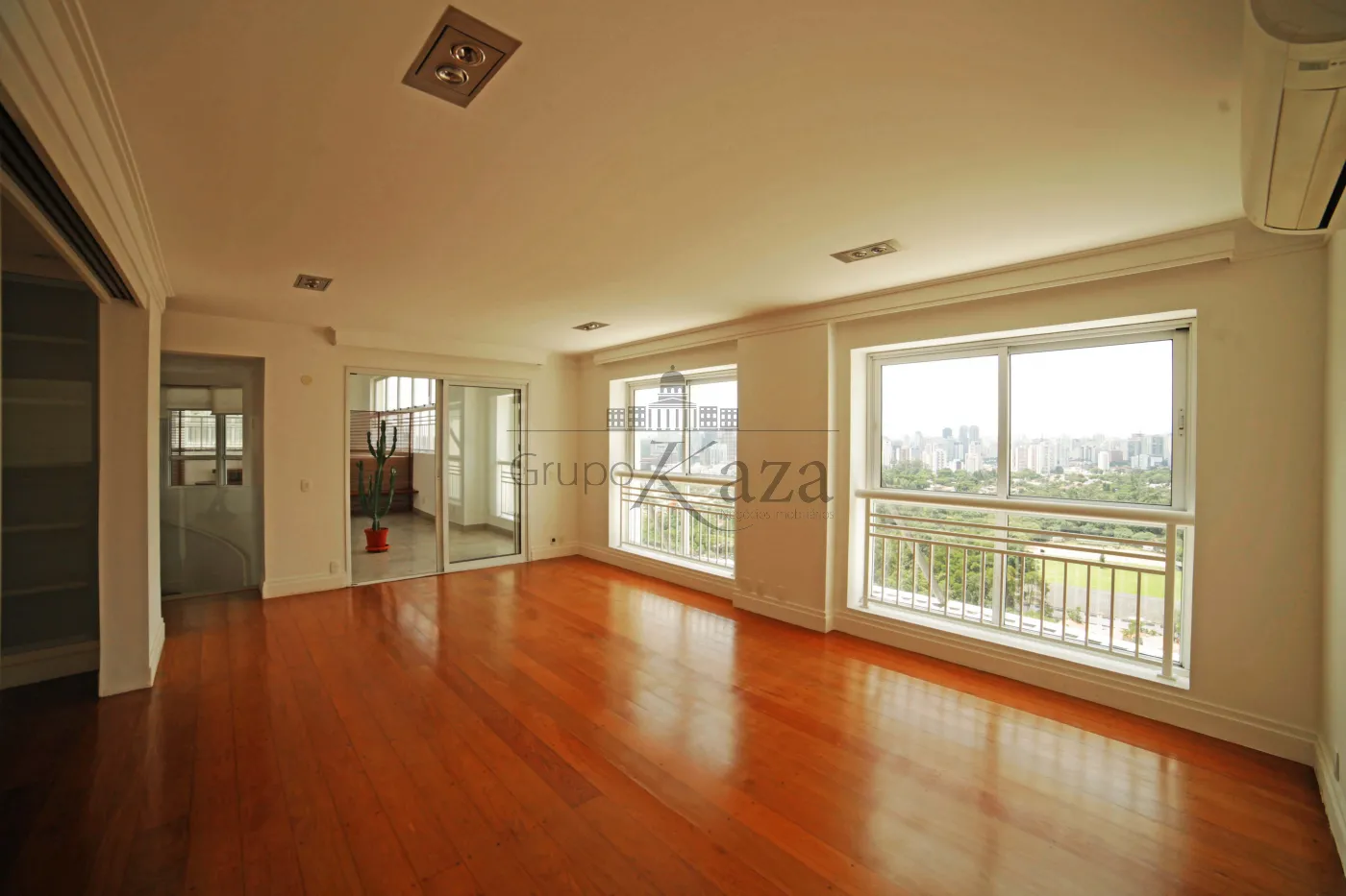 Foto 1 de Apartamento Cobertura Duplex em Granja Julieta, São Paulo - imagem 1
