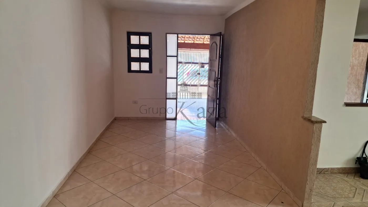 Foto 2 de Casa Padrão em Parque Califórnia, Jacareí - imagem 2 Foto 2 de Casa Padrão em Parque Califórnia, Jacareí - imagem 2