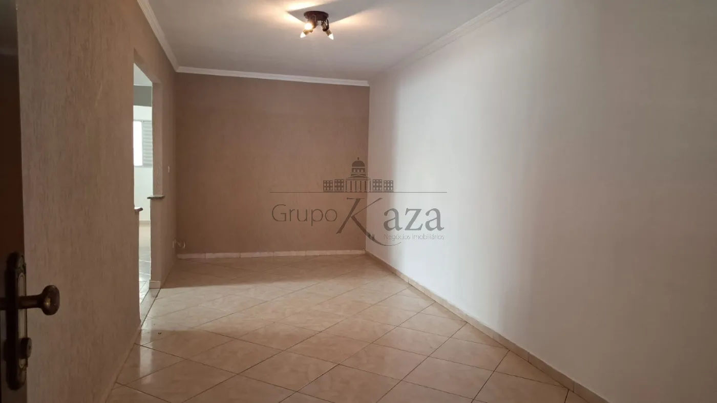 Foto 1 de Casa Padrão em Parque Califórnia, Jacareí - imagem 1 Foto 1 de Casa Padrão em Parque Califórnia, Jacareí - imagem 1