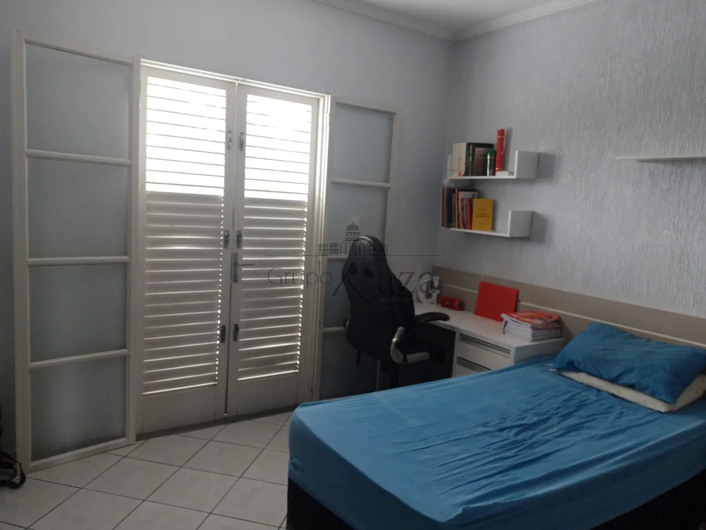 Foto 19 de Casa Sobrado em Parque Santo Antônio, Jacareí - imagem 19