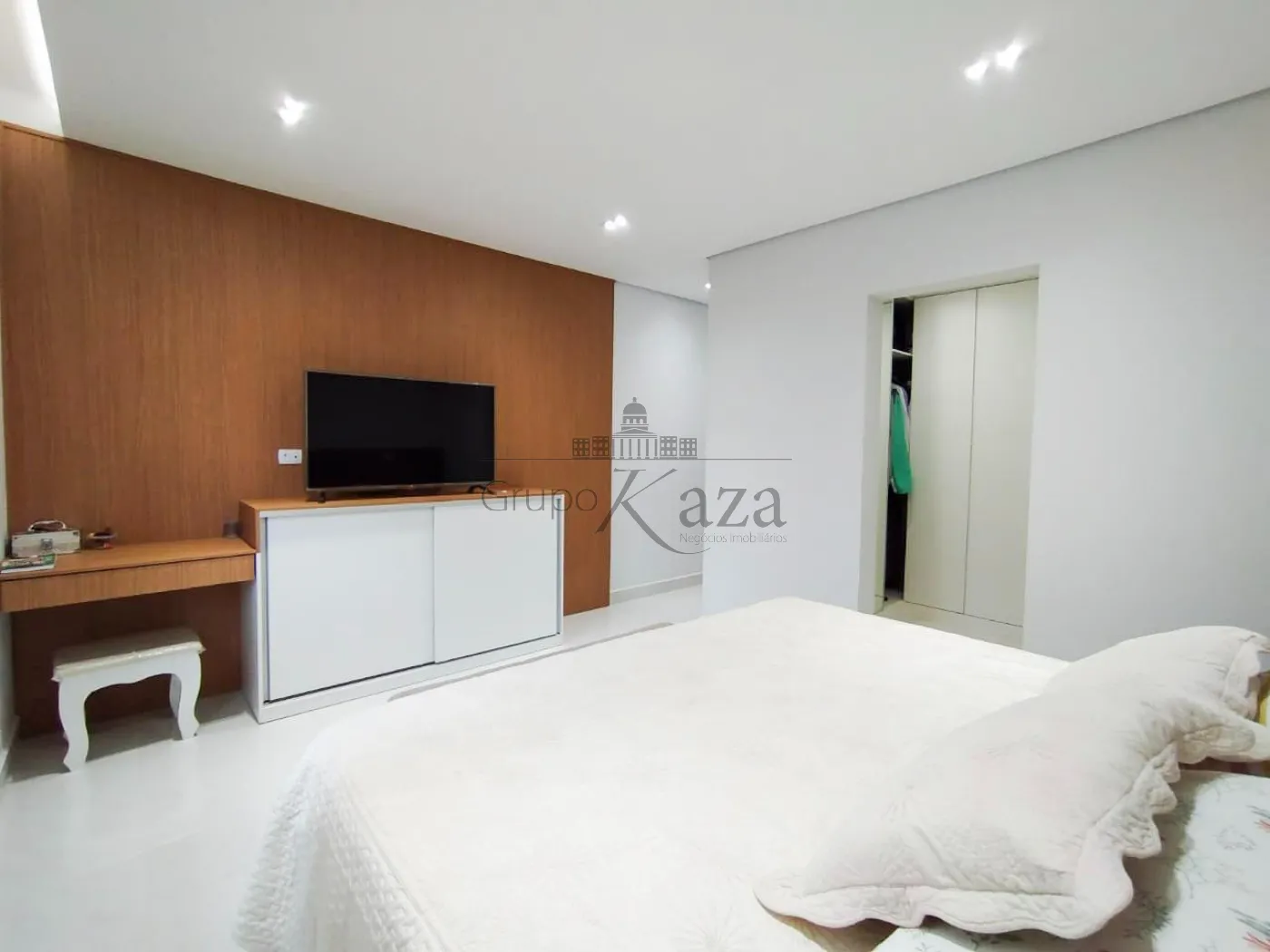 Foto 22 de Casa Condomínio em Jardim Altos de Santana II, Jacareí - imagem 22