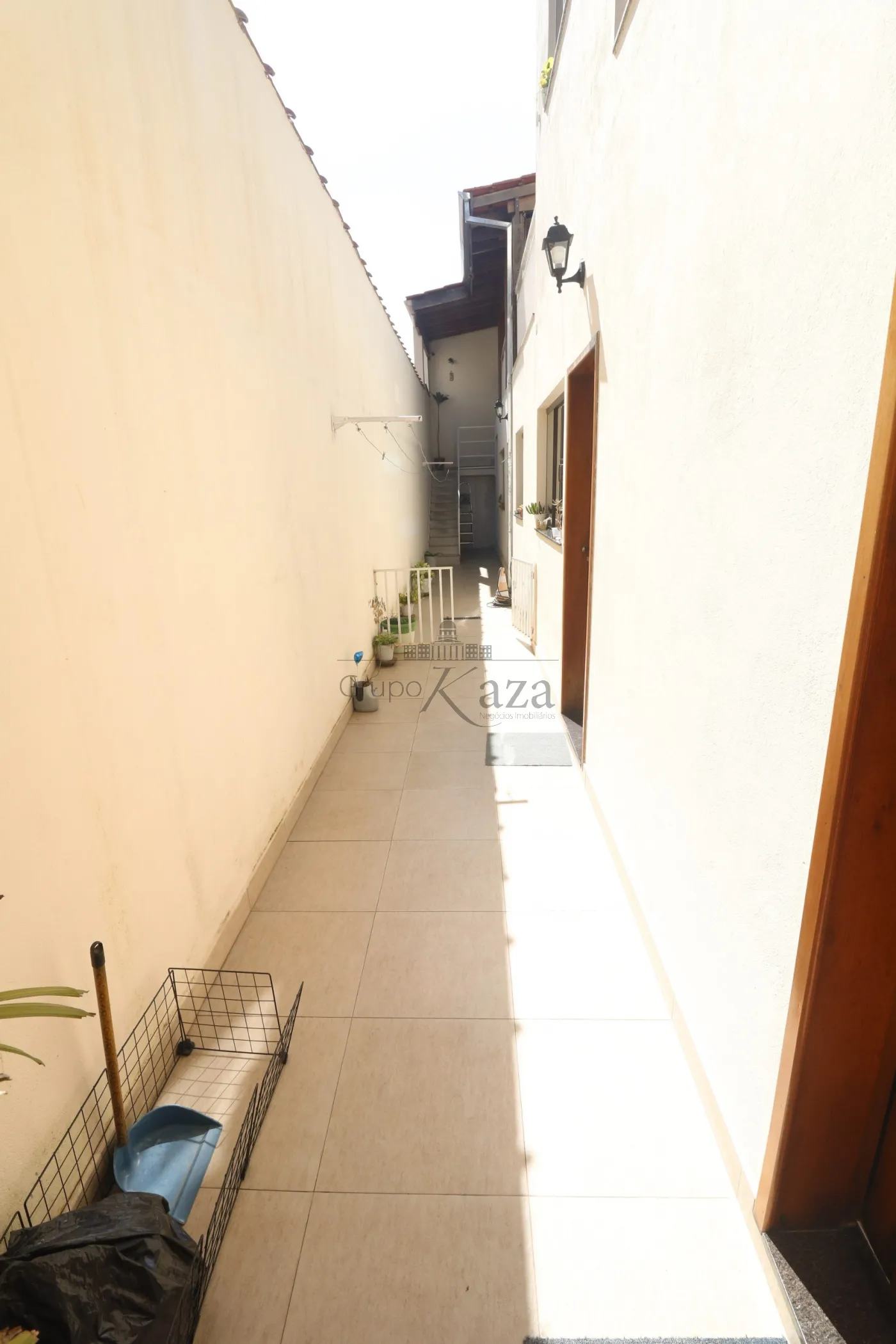 Foto 31 de Casa Sobrado em Jardim Santa Marina, Jacareí - imagem 31
