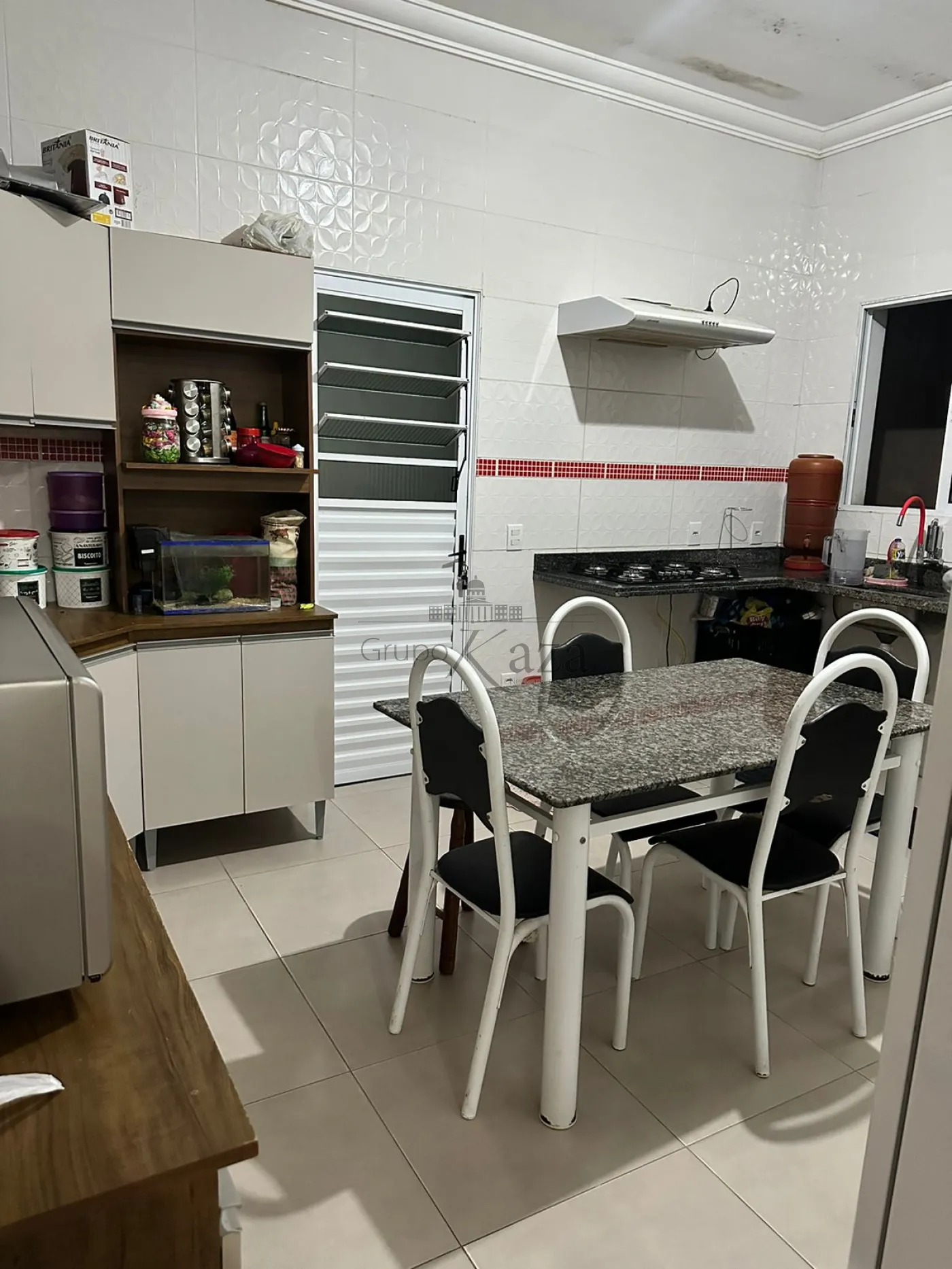 Foto 4 de Casa Padrão em Jardim do Marquês, Jacareí - imagem 4