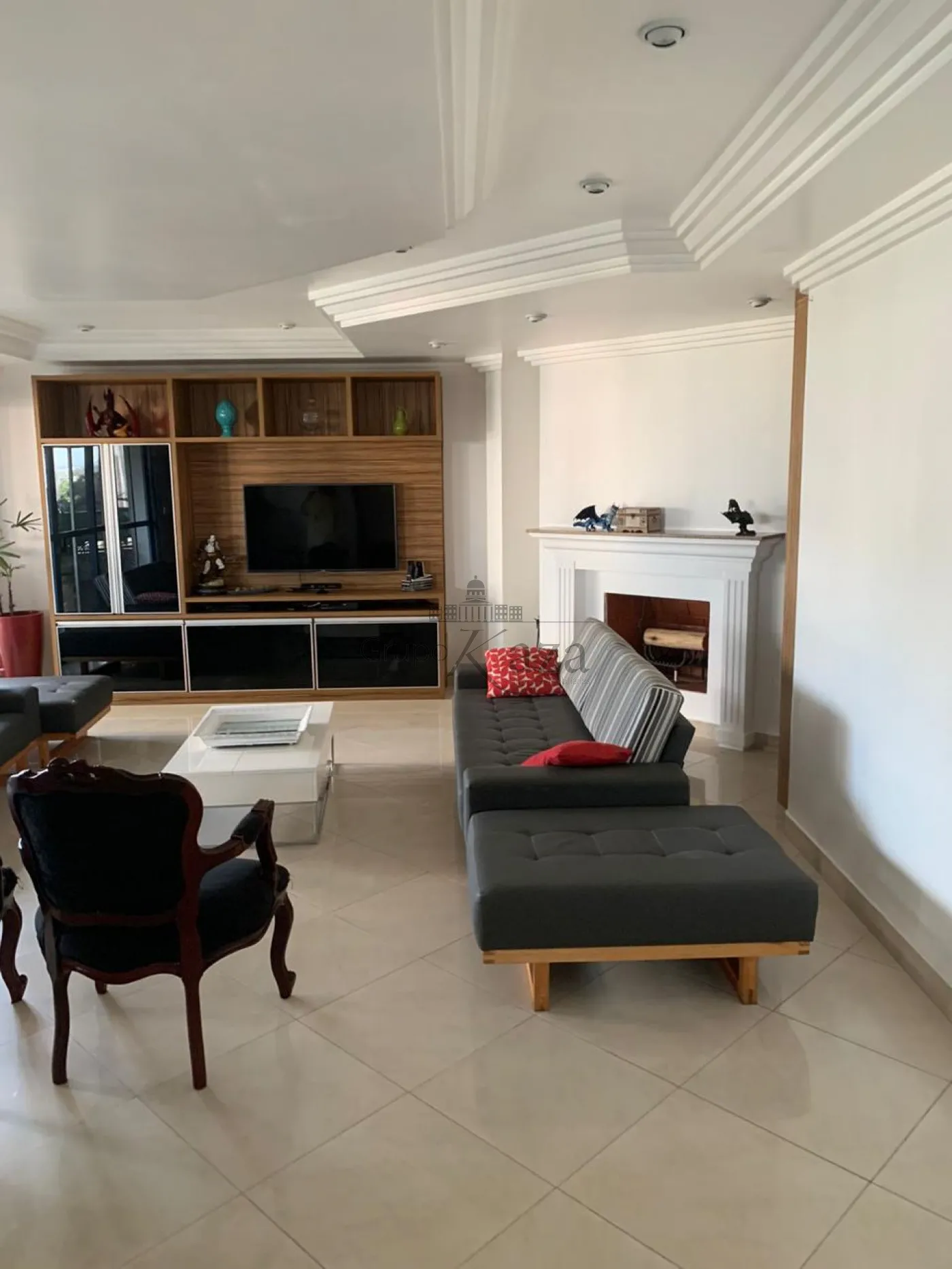 Foto 2 de Apartamento Padrão em Vila Adyana, São José dos Campos - imagem 2