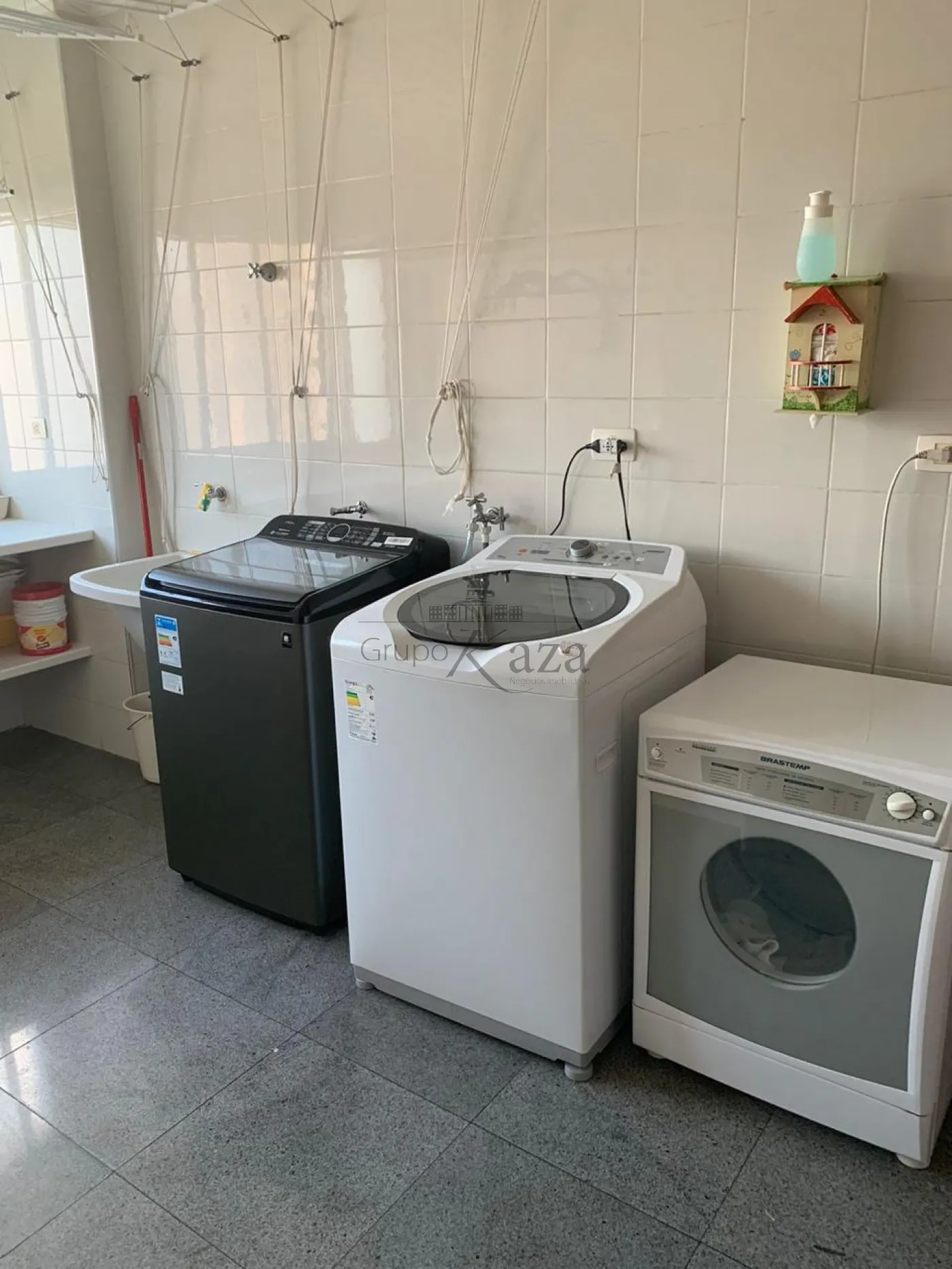 Foto 8 de Apartamento Padrão em Vila Adyana, São José dos Campos - imagem 8