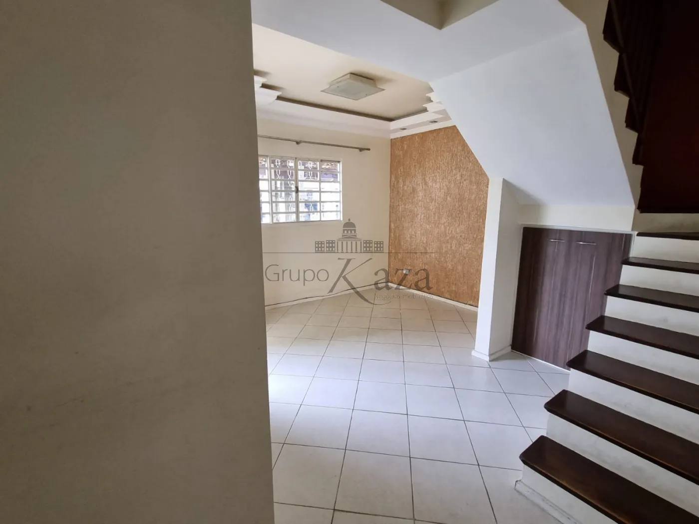 Foto 2 de Casa Condomínio em Parque dos Ipês, São José dos Campos - imagem 2