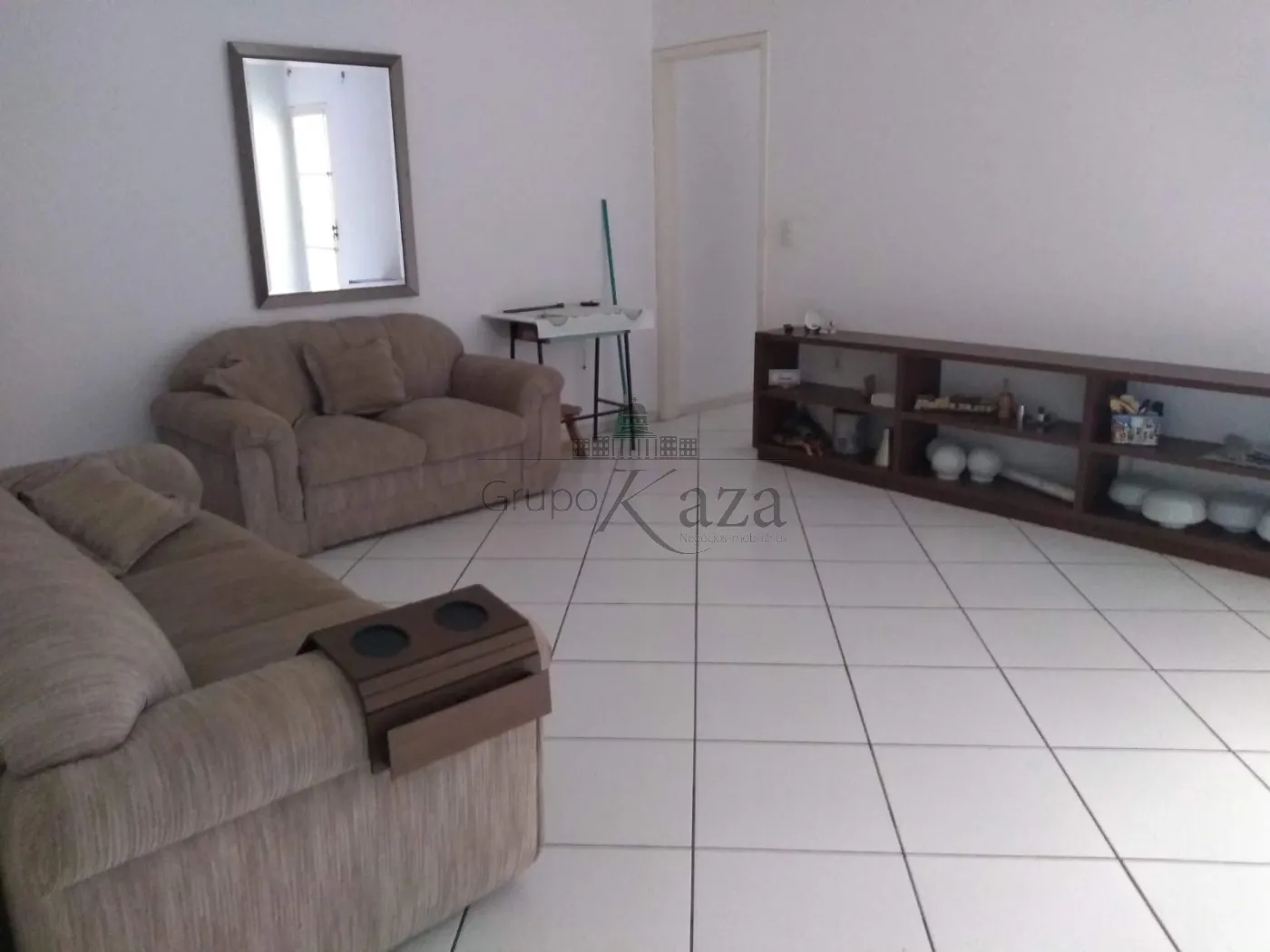 Foto 1 de Casa Comercial  Residencial em Jardim Augusta, São José dos Campos - imagem 1