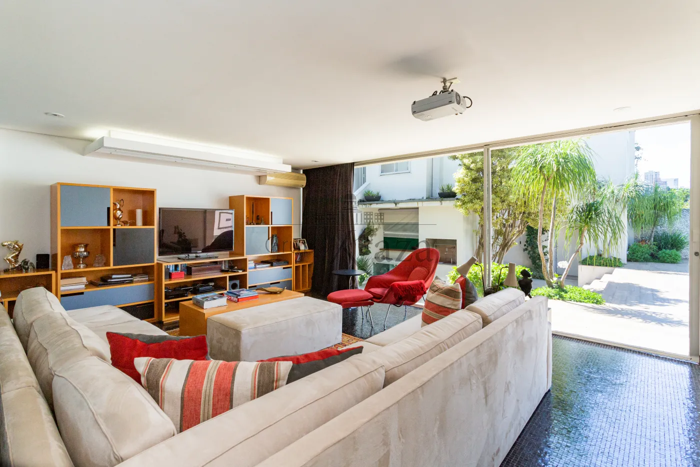 Foto 10 de Casa Sobrado em Pacaembu, São Paulo - imagem 10