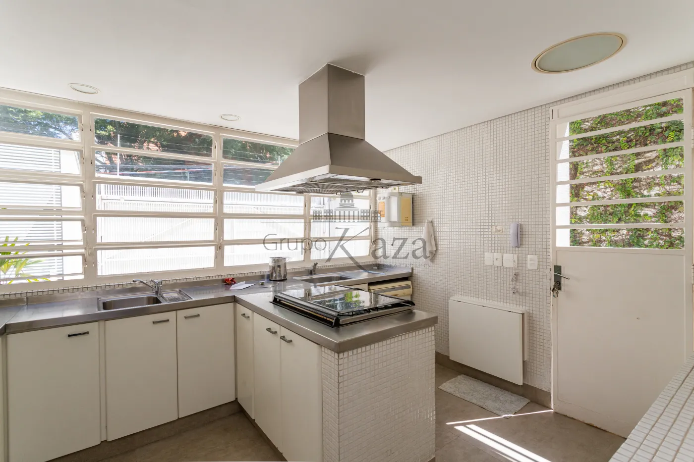 Foto 15 de Casa Sobrado em Pacaembu, São Paulo - imagem 15