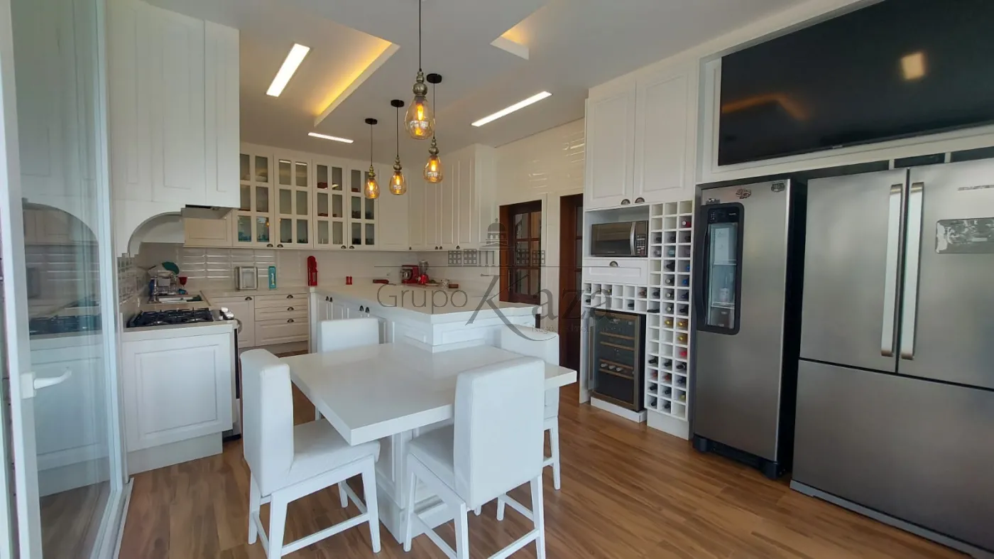 Foto 8 de Casa Condomínio em Jardim do Golfe, São José dos Campos - imagem 8