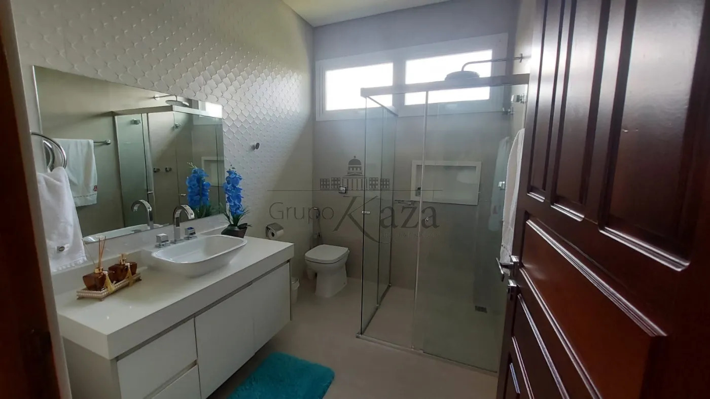Foto 29 de Casa Condomínio em Jardim do Golfe, São José dos Campos - imagem 29