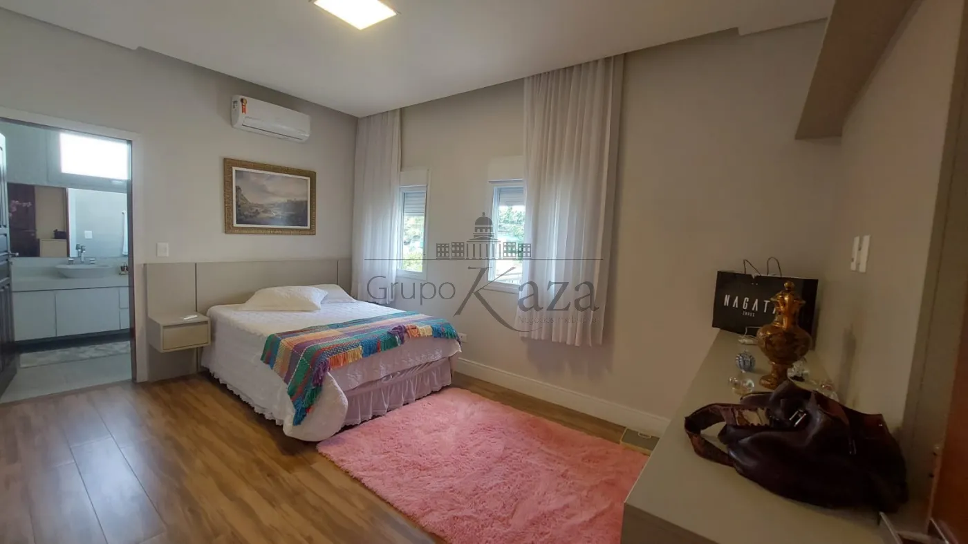 Foto 32 de Casa Condomínio em Jardim do Golfe, São José dos Campos - imagem 32