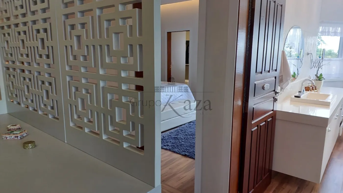 Foto 42 de Casa Condomínio em Jardim do Golfe, São José dos Campos - imagem 42