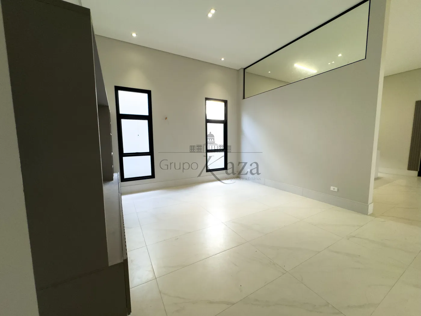 Foto 4 de Casa Condomínio em Jardim do Golfe, São José dos Campos - imagem 4