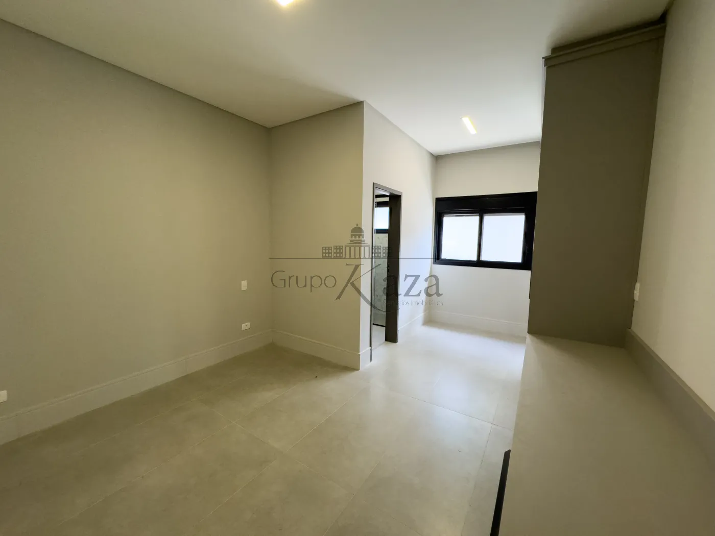 Foto 15 de Casa Condomínio em Jardim do Golfe, São José dos Campos - imagem 15
