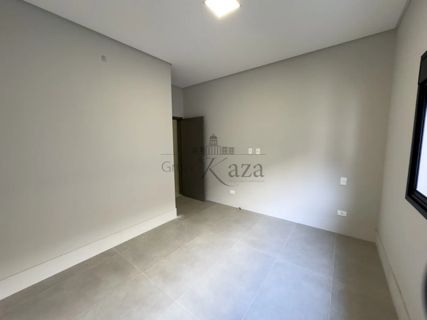 Foto 20 de Casa Condomínio em Jardim do Golfe, São José dos Campos - imagem 20