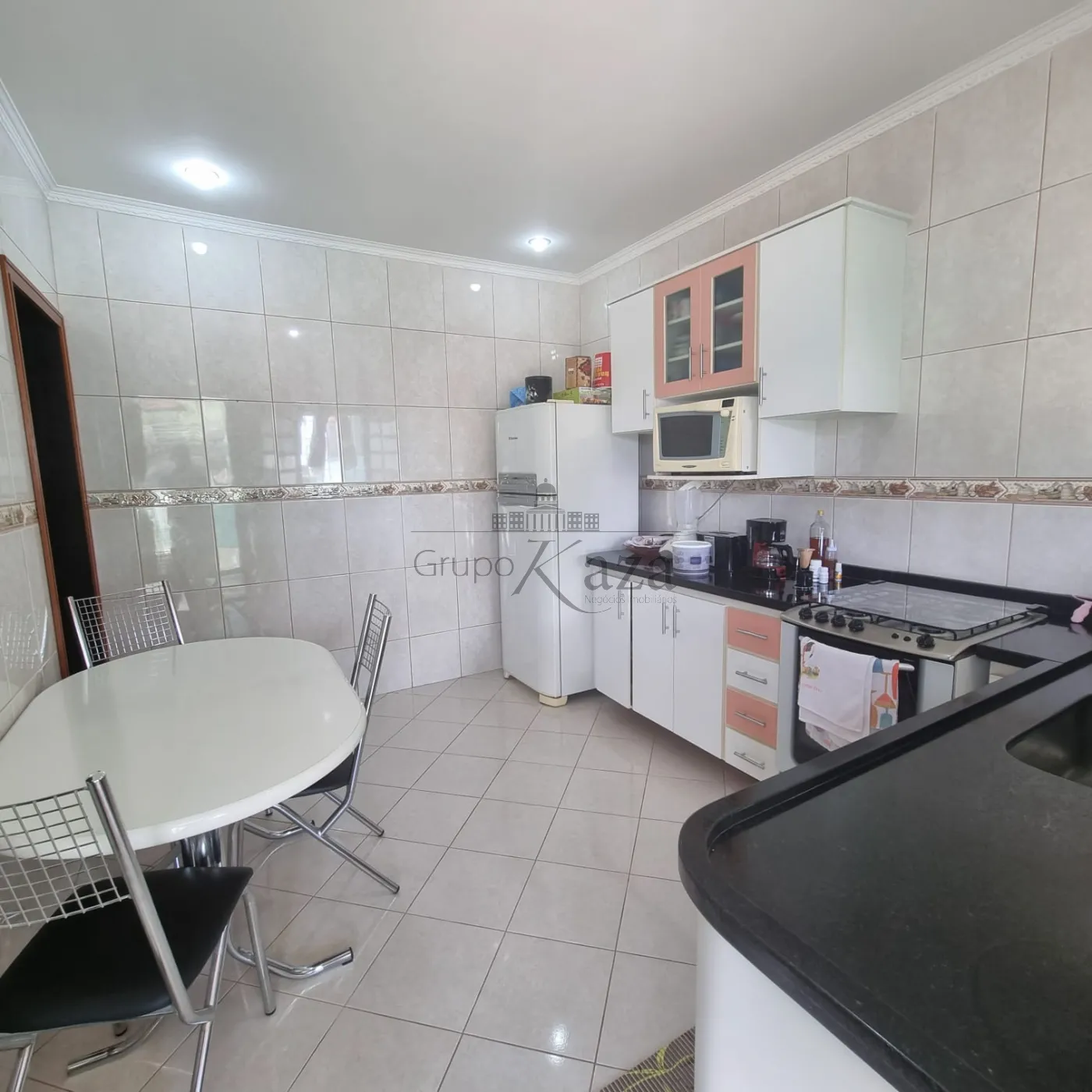 Foto 4 de Casa Sobrado em Jardim Torrão de Ouro, São José dos Campos - imagem 4