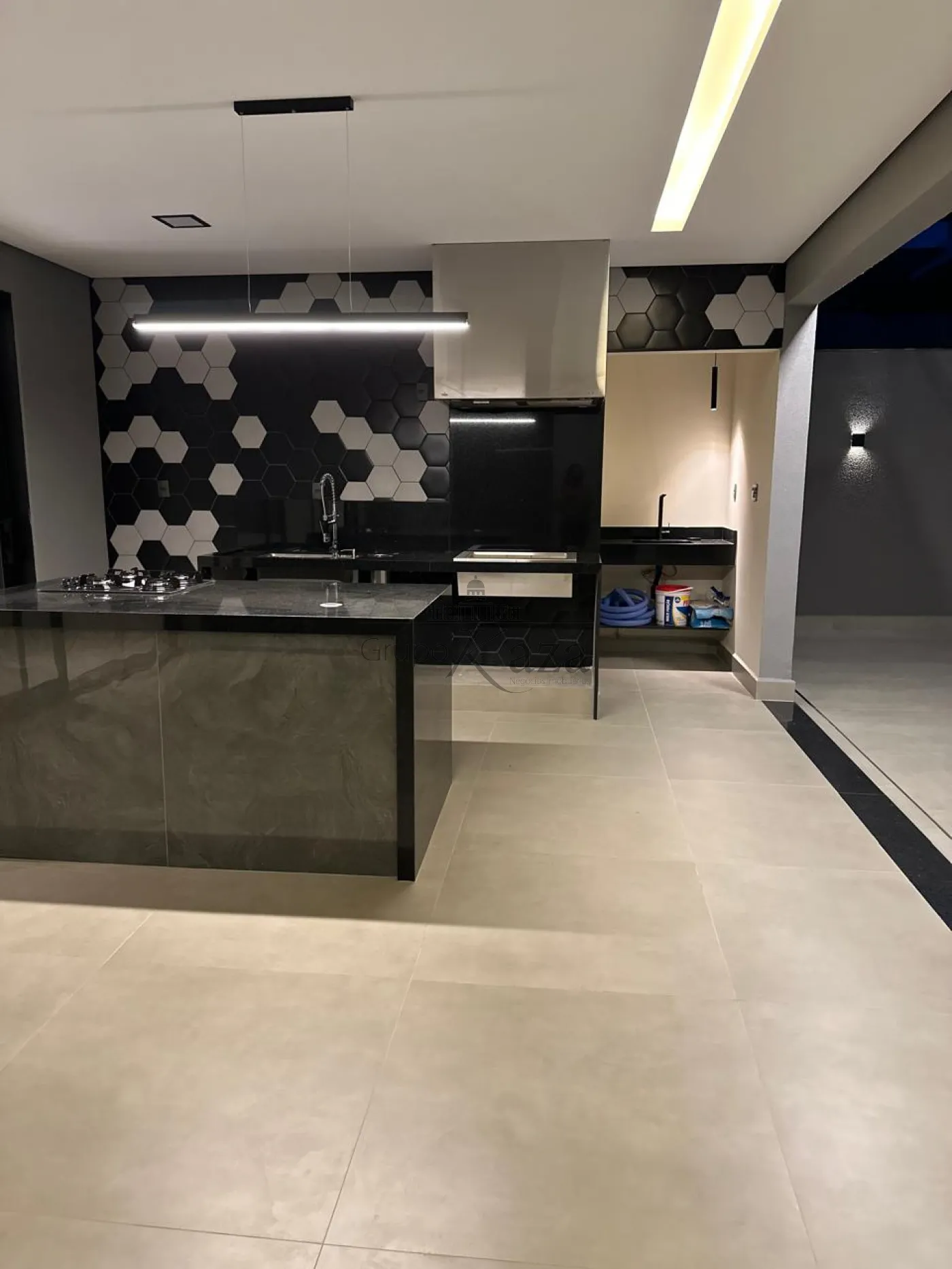 Foto 3 de Casa Condomínio em Parque Residencial Maria Elmira, Caçapava - imagem 3