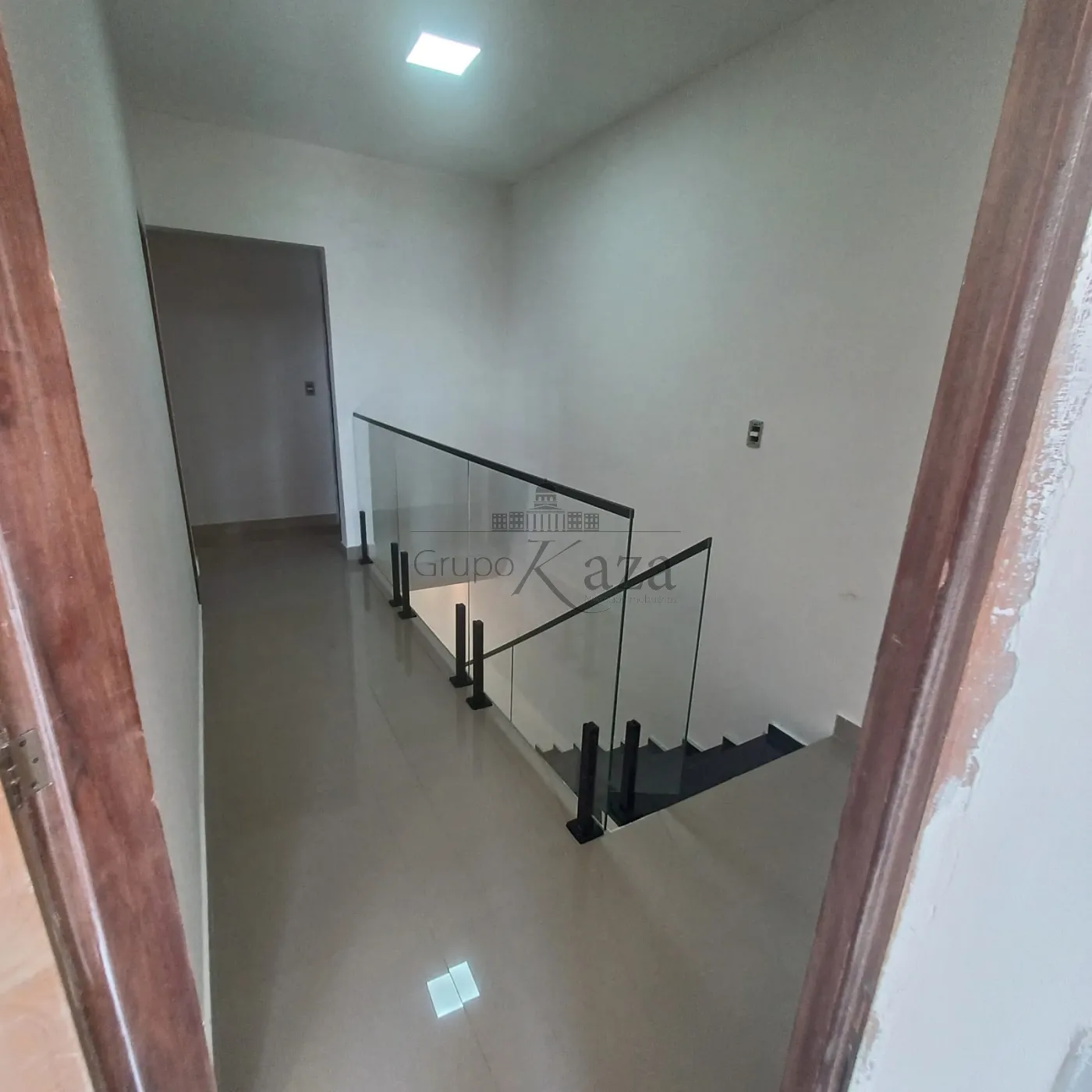 Foto 6 de Casa Padrão em Recanto dos Eucalíptos, São José dos Campos - imagem 6
