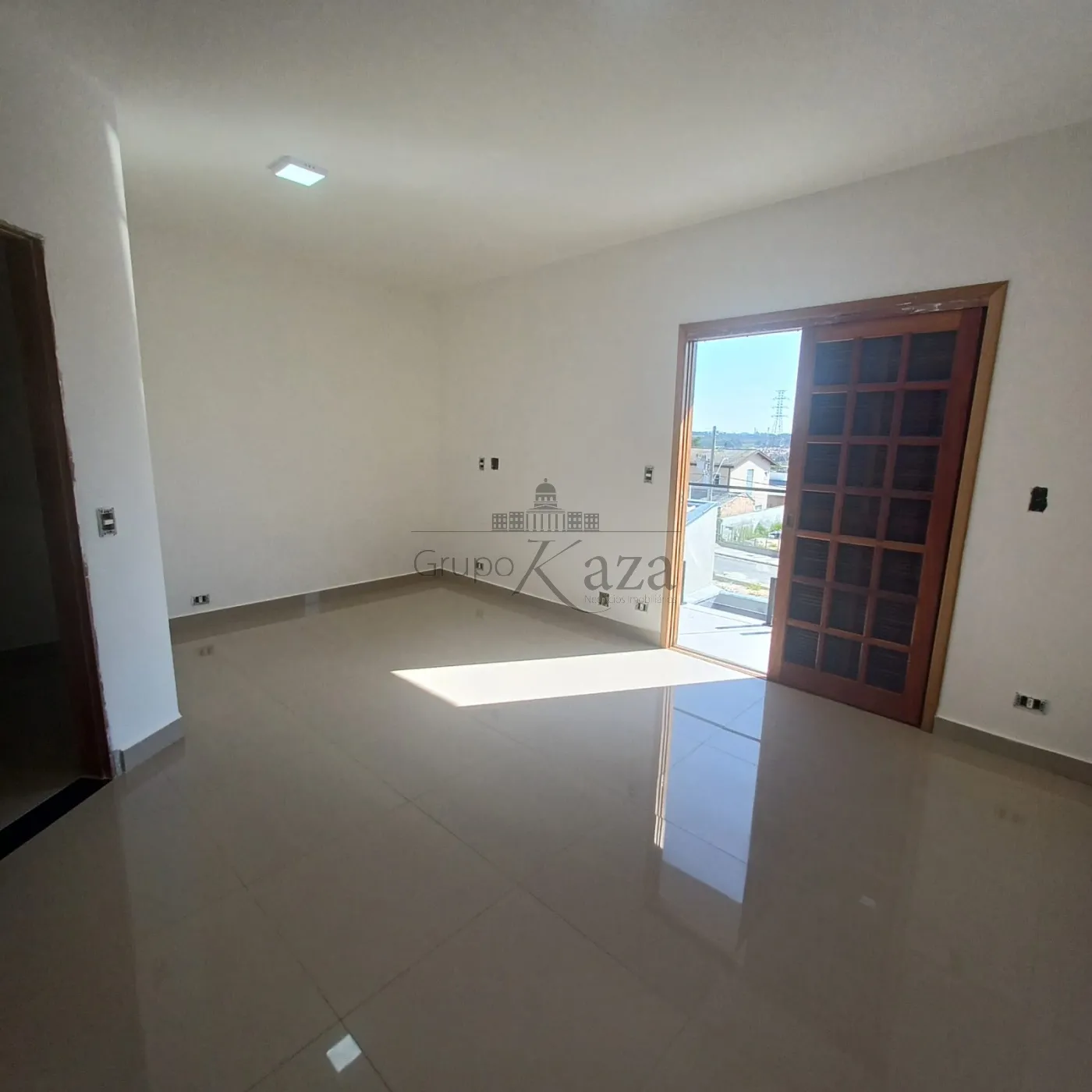 Foto 10 de Casa Padrão em Recanto dos Eucalíptos, São José dos Campos - imagem 10