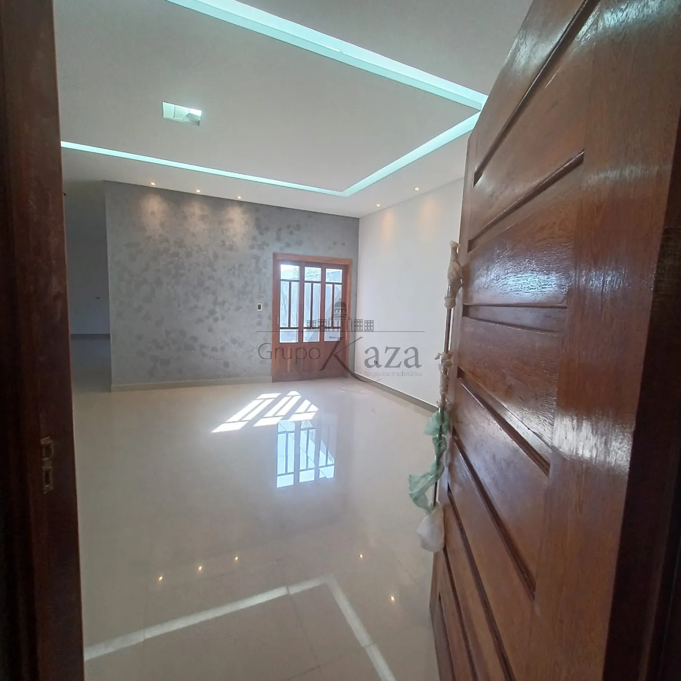 Foto 1 de Casa Padrão em Recanto dos Eucalíptos, São José dos Campos - imagem 1