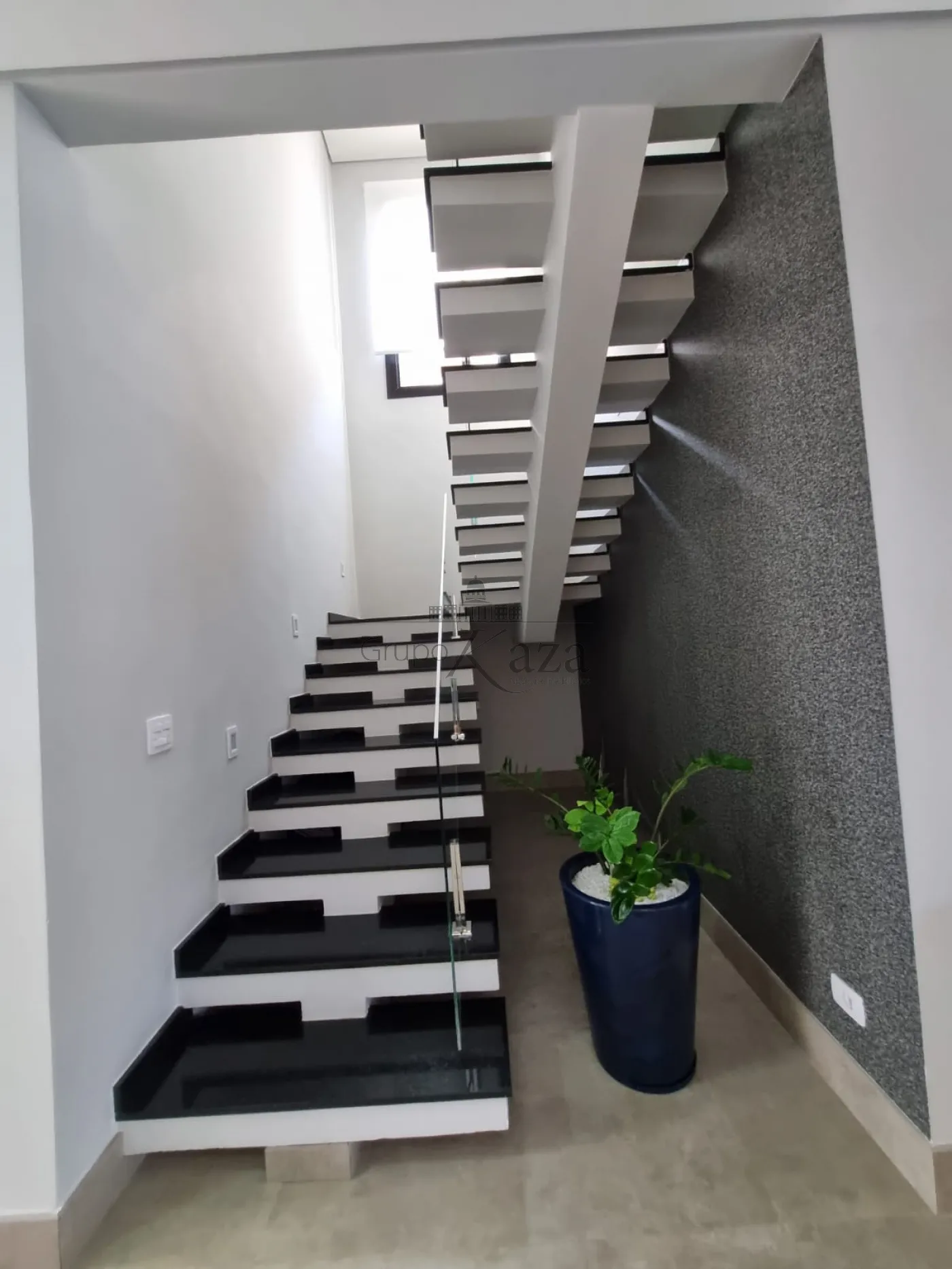 Foto 17 de Casa Condomínio em Vila Branca, Jacareí - imagem 17
