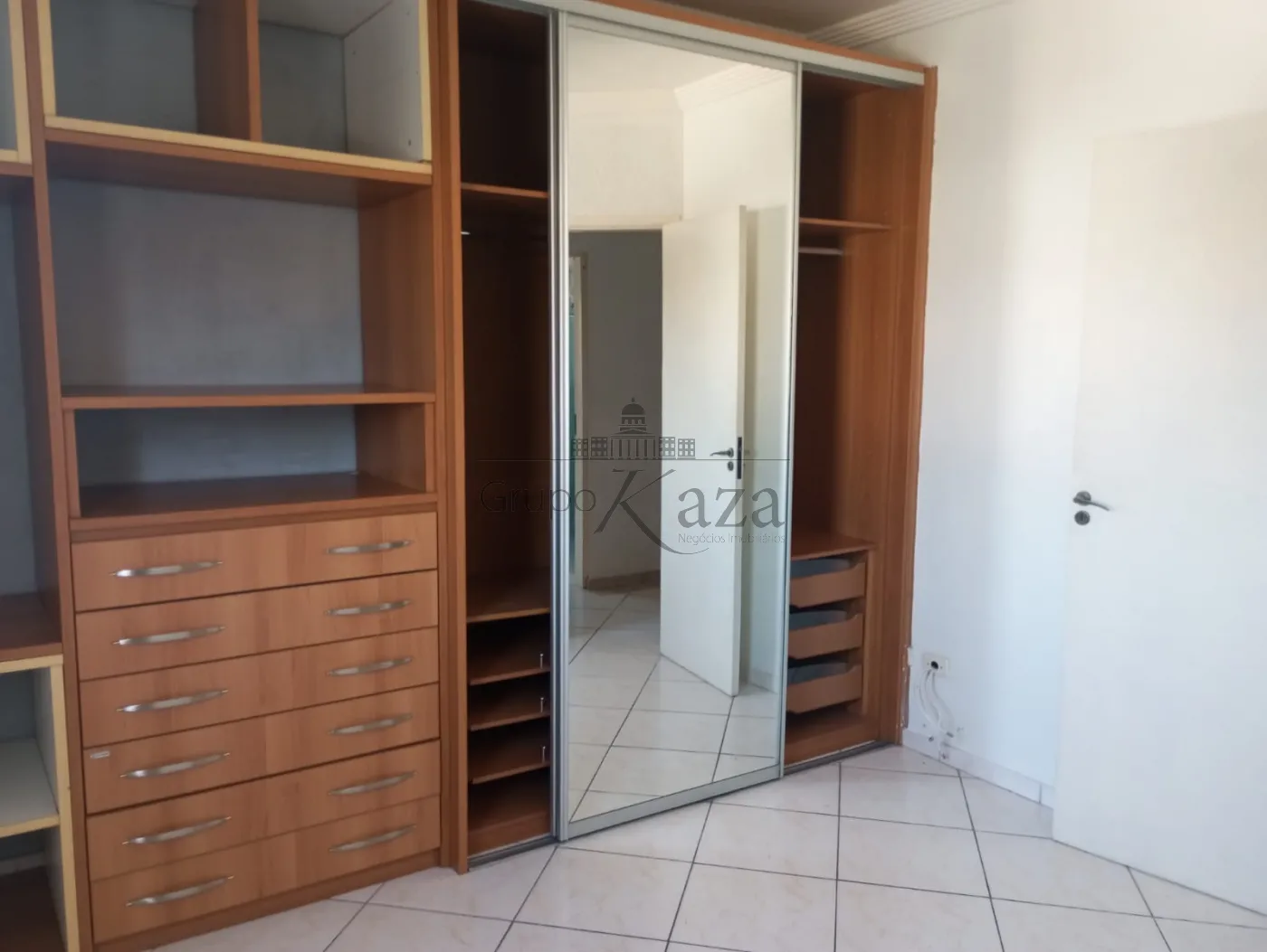 Foto 11 de Apartamento Padrão em Santa Cruz dos Lázaros, Jacareí - imagem 11