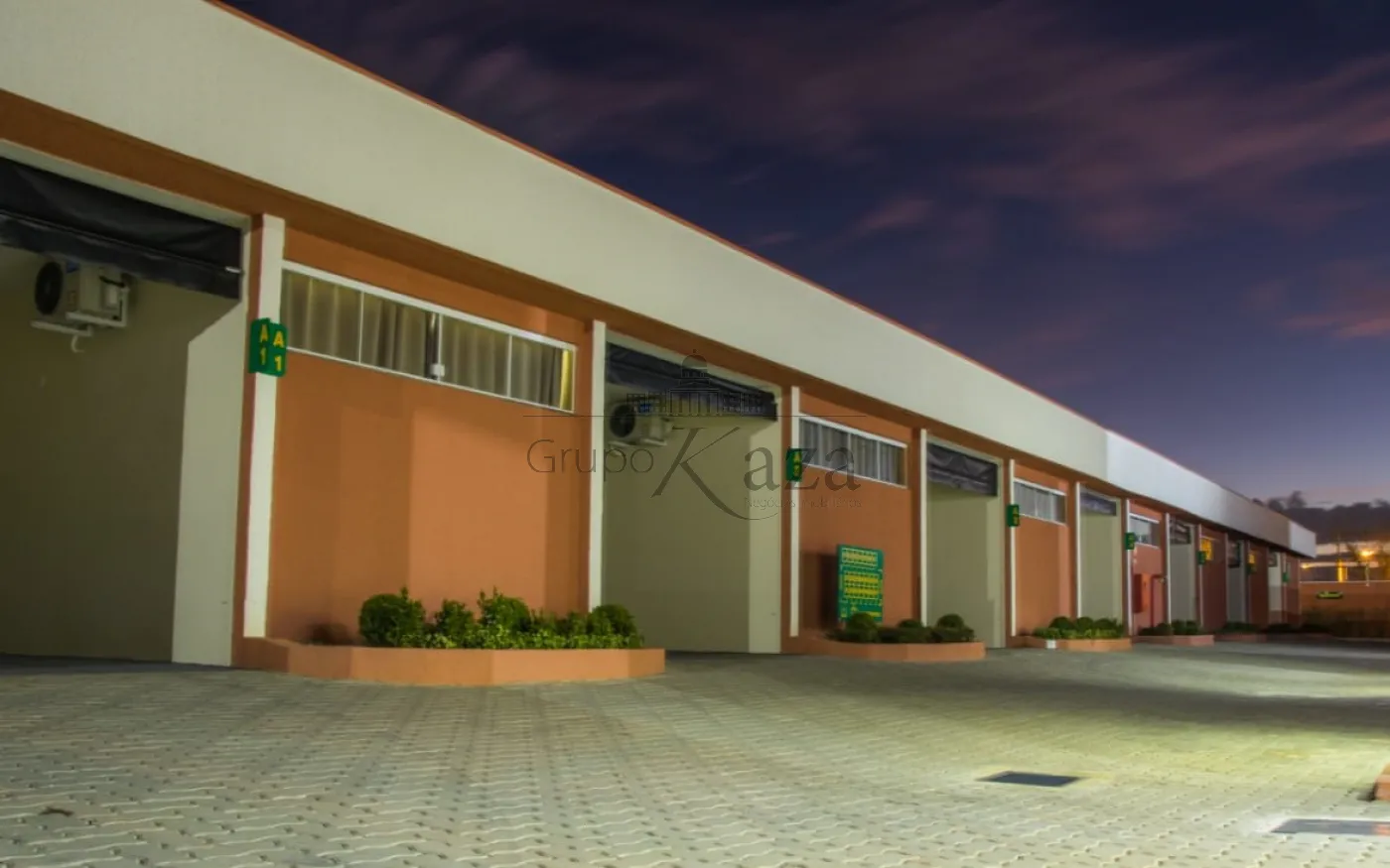 Foto 1 de Comercial Prédio em Bairro do Grama, Caçapava - imagem 1