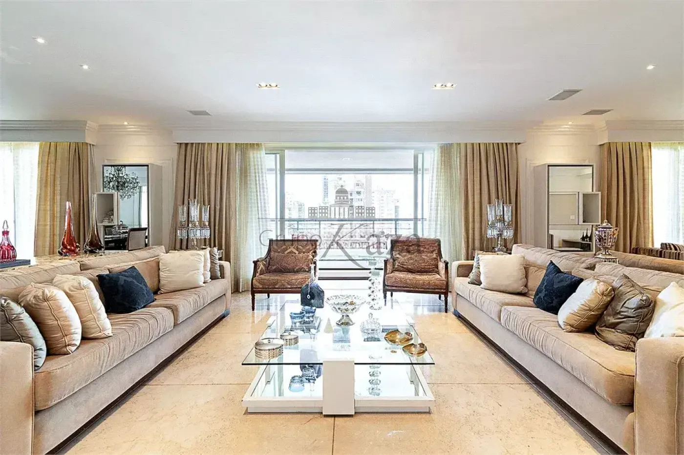 Foto 1 de Apartamento Padrão em Vila Nova Conceição, São Paulo - imagem 1