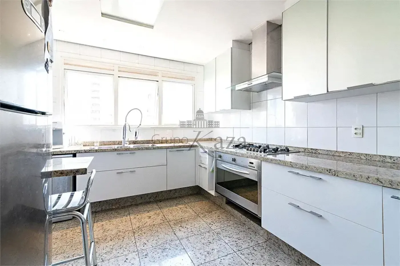 Foto 10 de Apartamento Padrão em Vila Nova Conceição, São Paulo - imagem 10