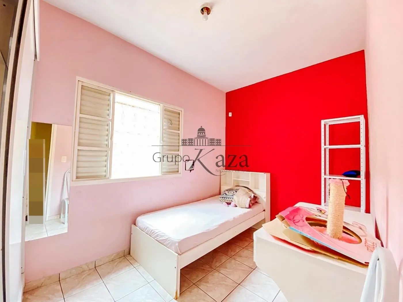 Foto 13 de Casa Padrão em Parque Santo Antônio, Jacareí - imagem 13